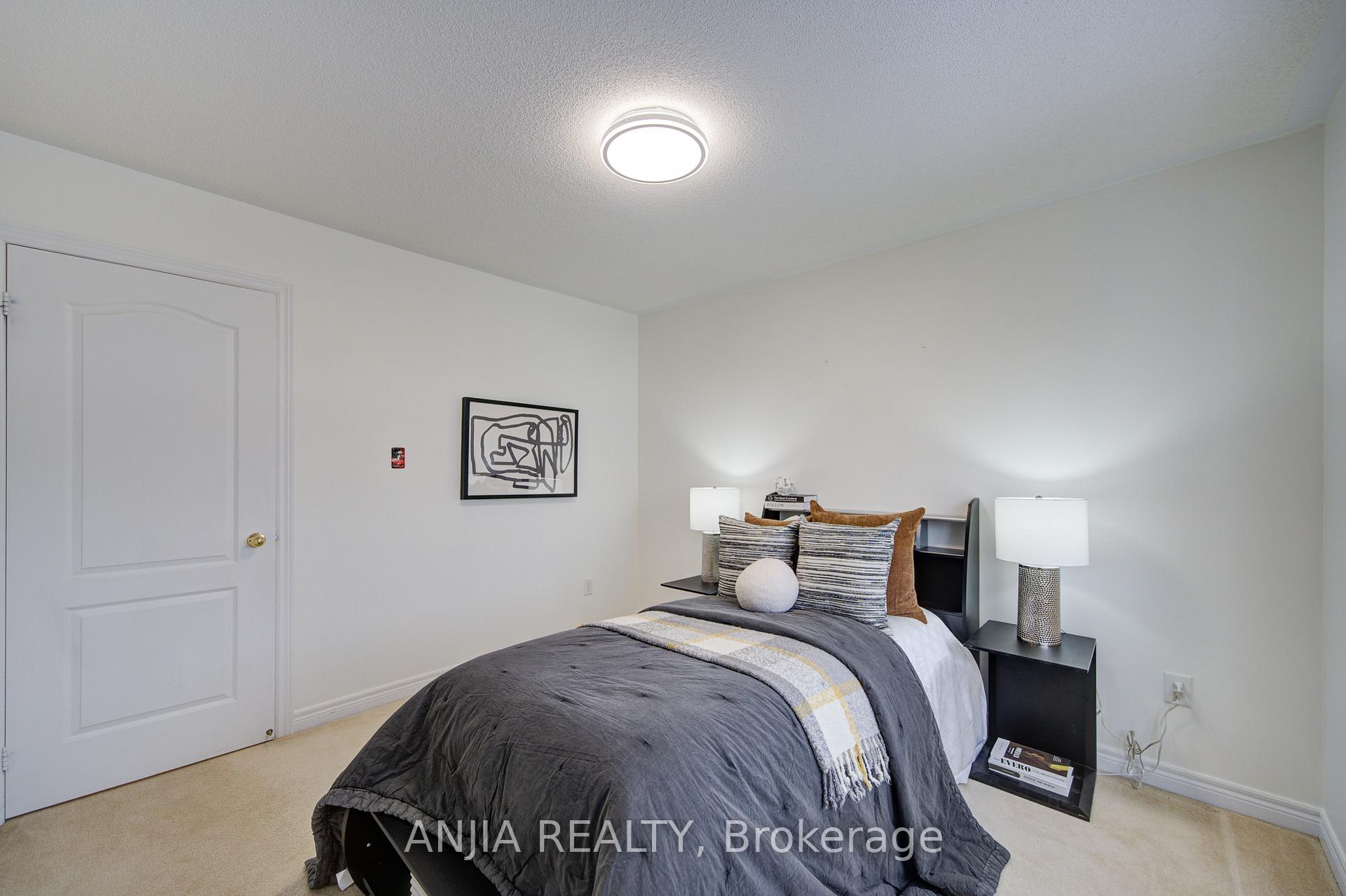 Photo 39 of 28 Misty Court, Markham, Greensborough — HOMEH