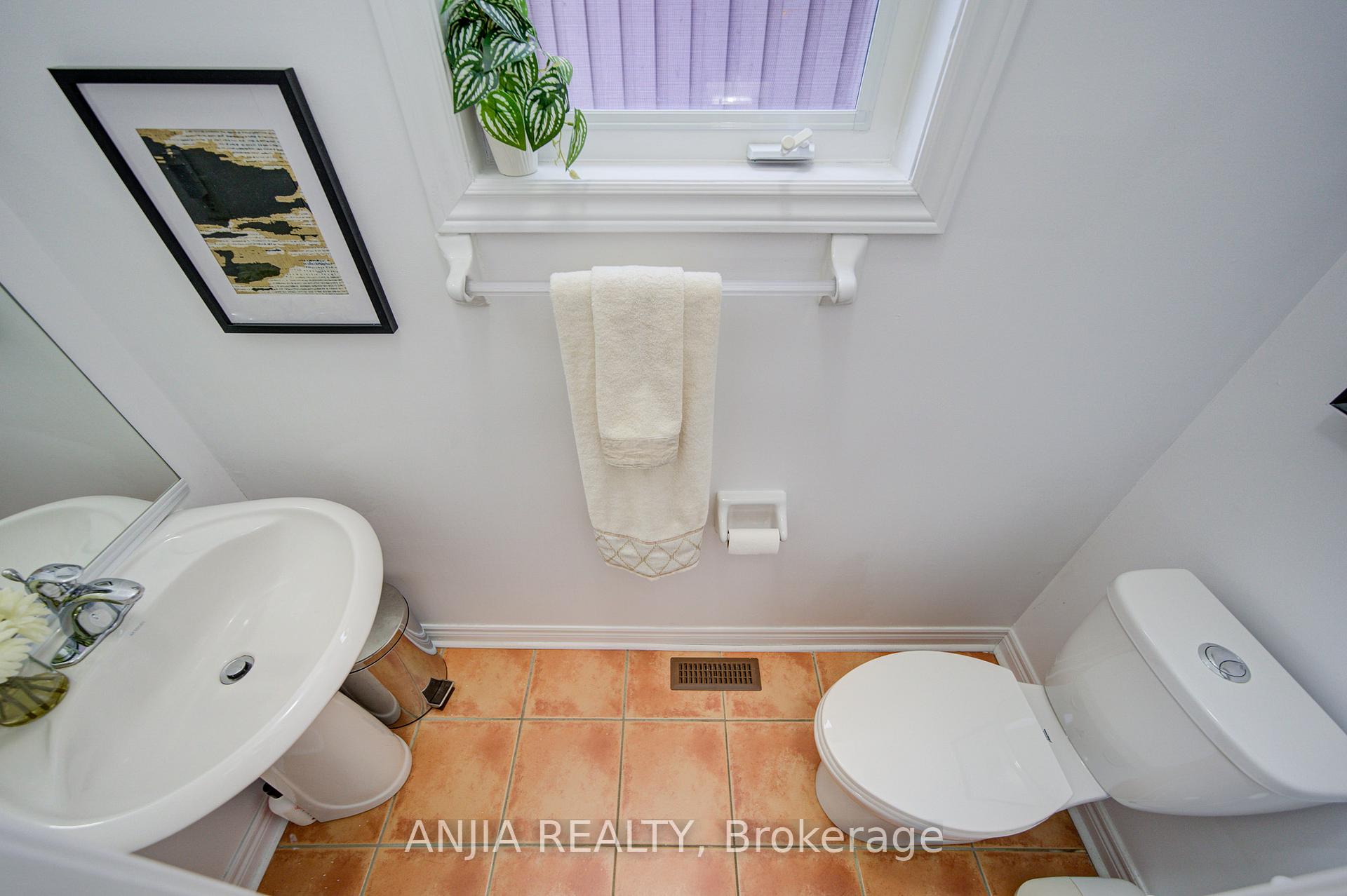 Photo 40 of 28 Misty Court, Markham, Greensborough — HOMEH