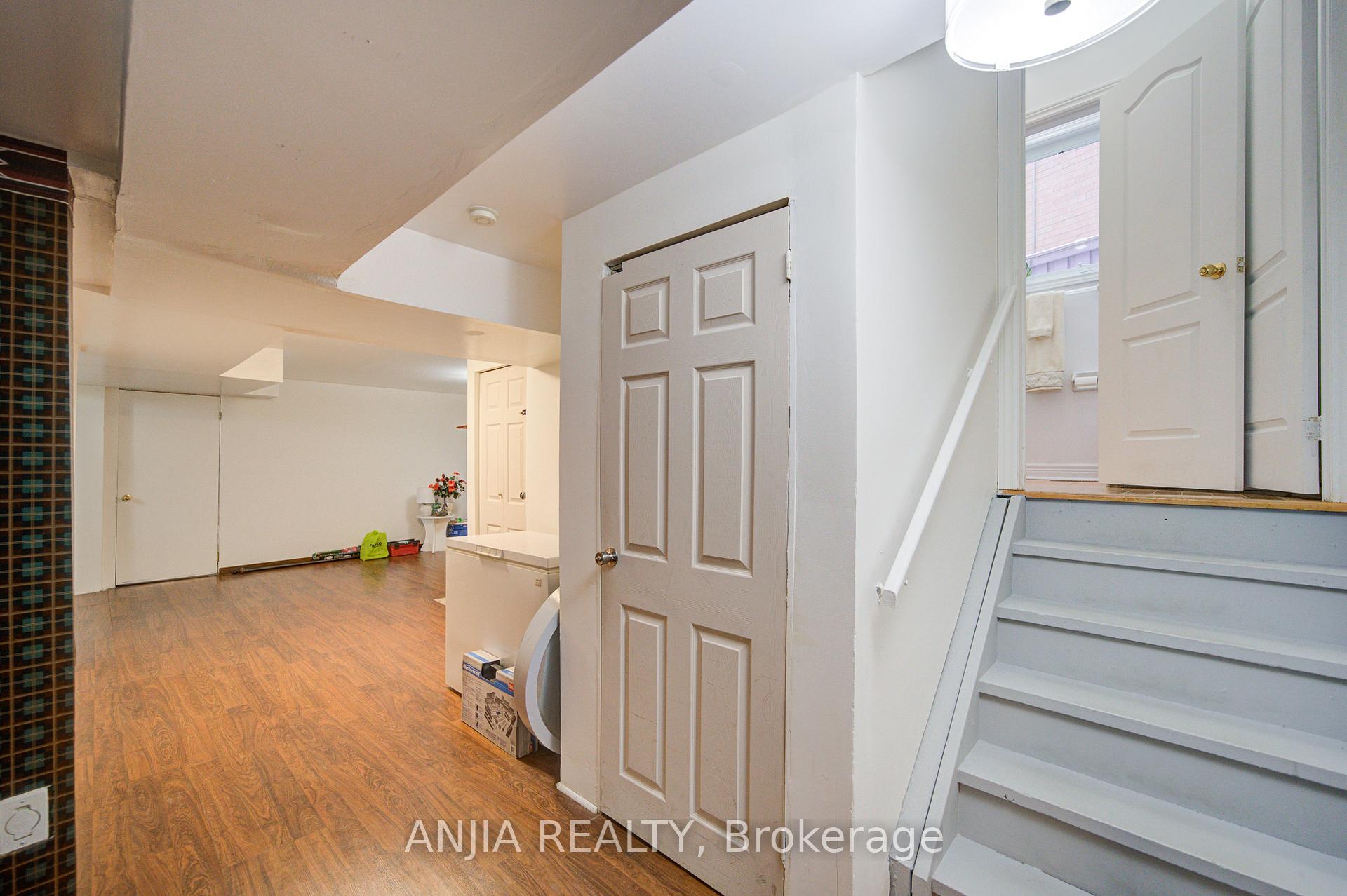 Photo 43 of 28 Misty Court, Markham, Greensborough — HOMEH