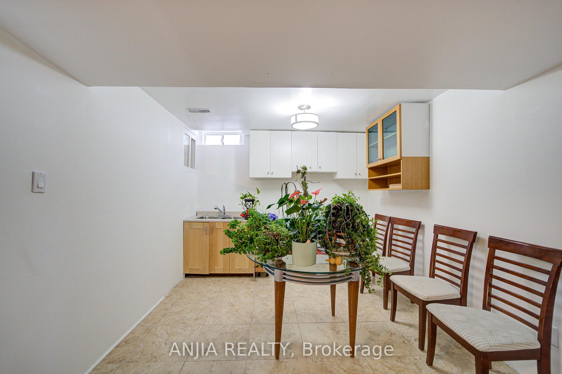 Photo 46 of 28 Misty Court, Markham, Greensborough — HOMEH