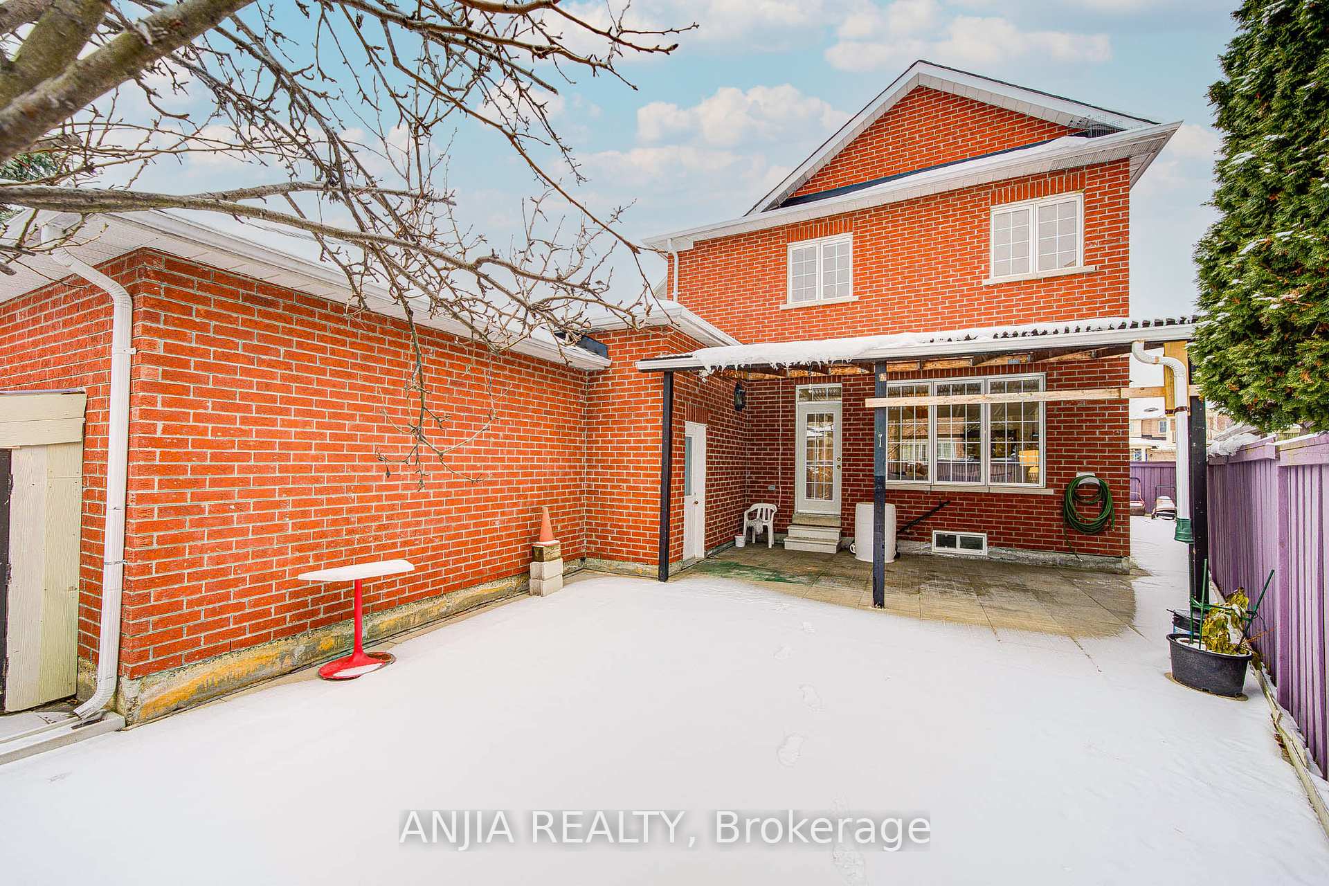 Photo 49 of 28 Misty Court, Markham, Greensborough — HOMEH