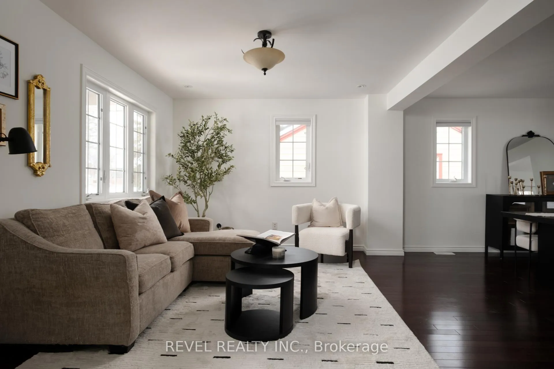 Photo 6 of 104 Charles Street, Halton Hills, Georgetown — HOMEH