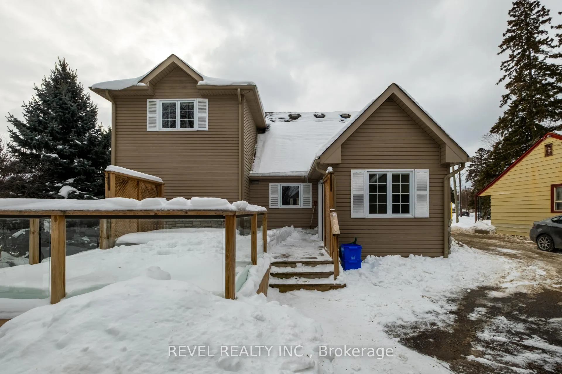 Photo 36 of 104 Charles Street, Halton Hills, Georgetown — HOMEH