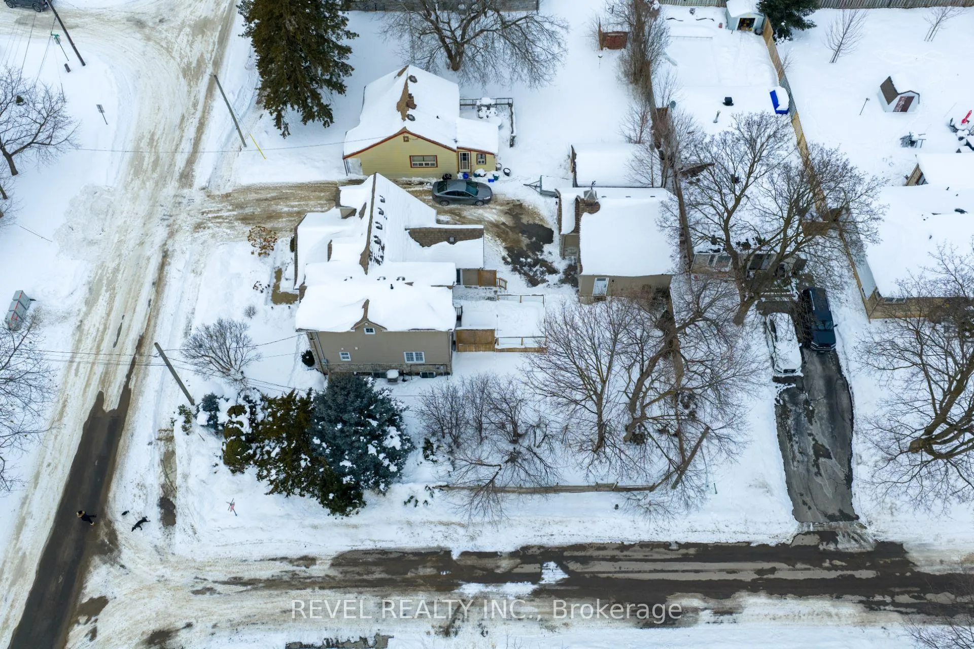 Photo 42 of 104 Charles Street, Halton Hills, Georgetown — HOMEH