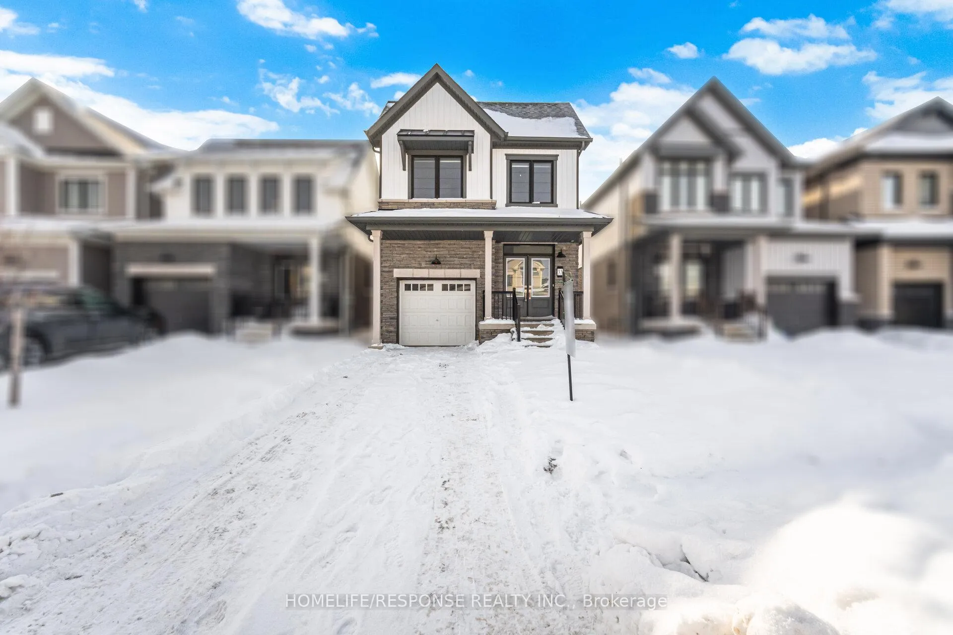 Photo 2 of 33 Rudder Road, Welland, Dain City — HOMEH