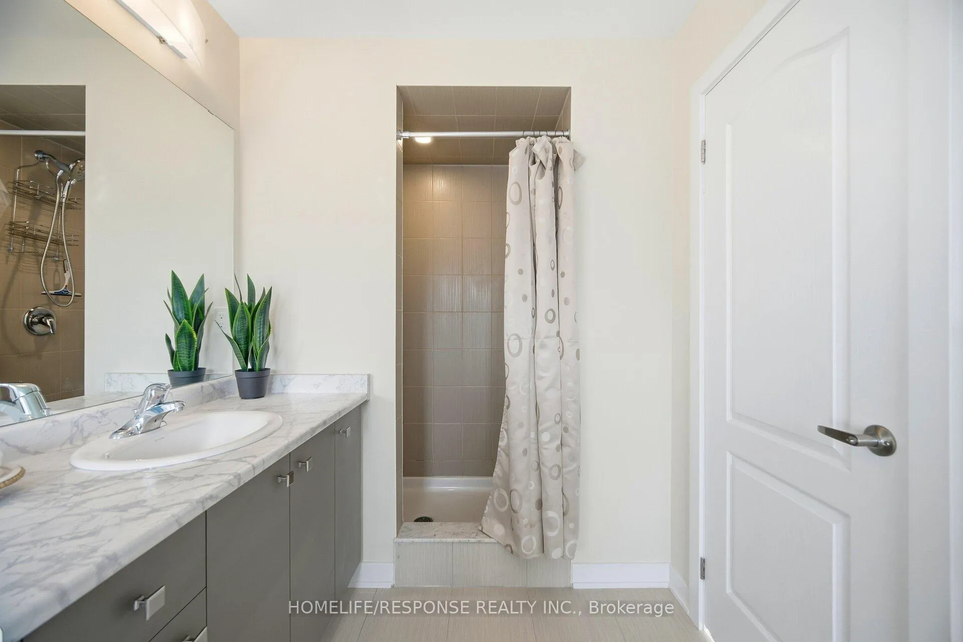 Photo 21 of 33 Rudder Road, Welland, Dain City — HOMEH