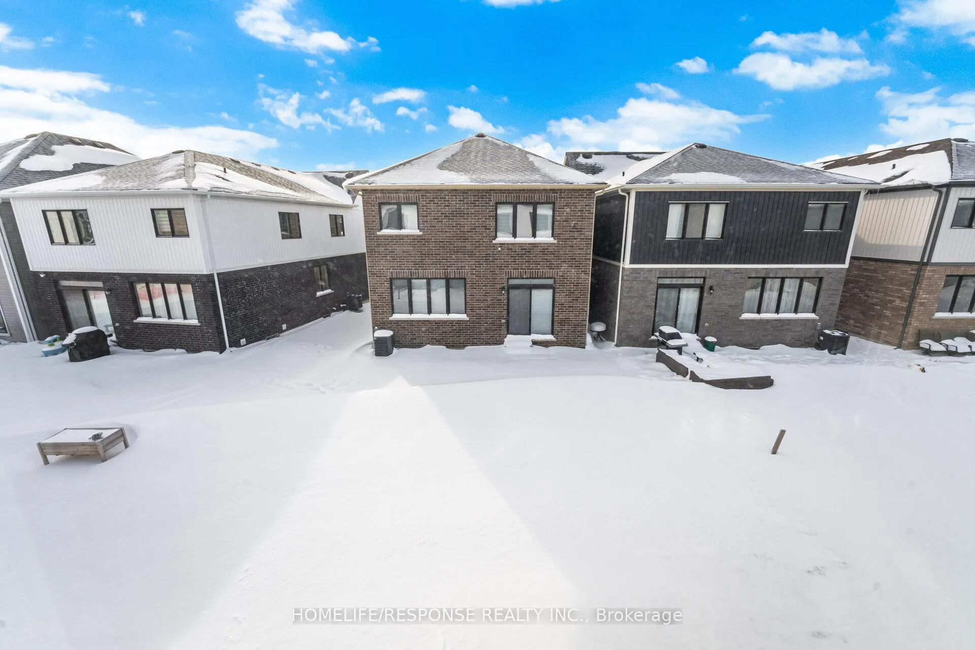 Photo 28 of 33 Rudder Road, Welland, Dain City — HOMEH