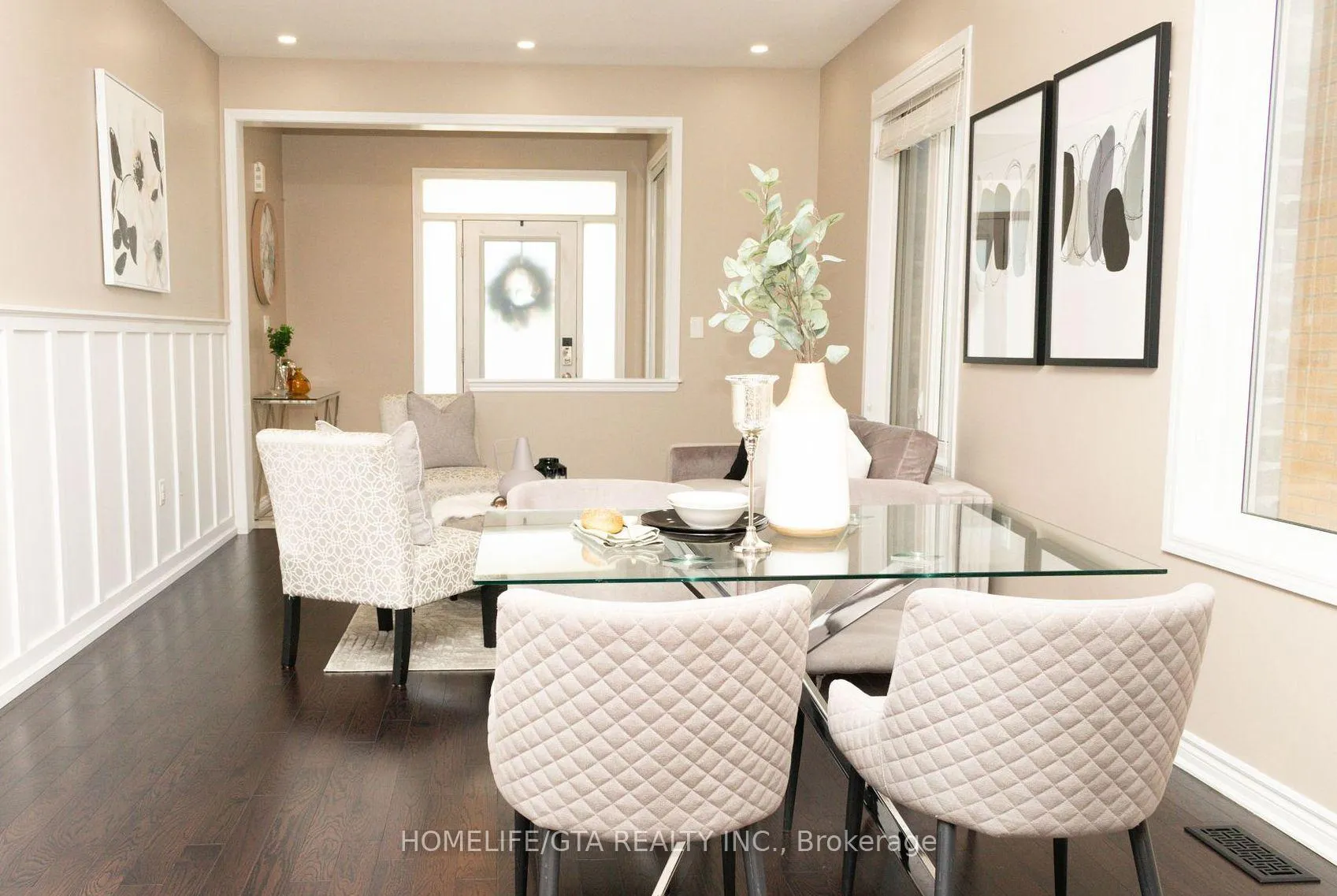 Photo 2 of 1069 Foxtail Crescent, Pickering, Rural Pickering — HOMEH