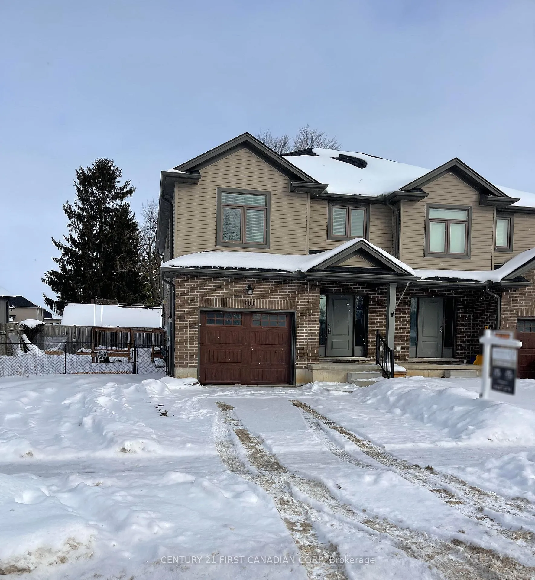 Photo 1 of 101 Middlesex Drive, Strathroy-Caradoc, NE — HOMEH
