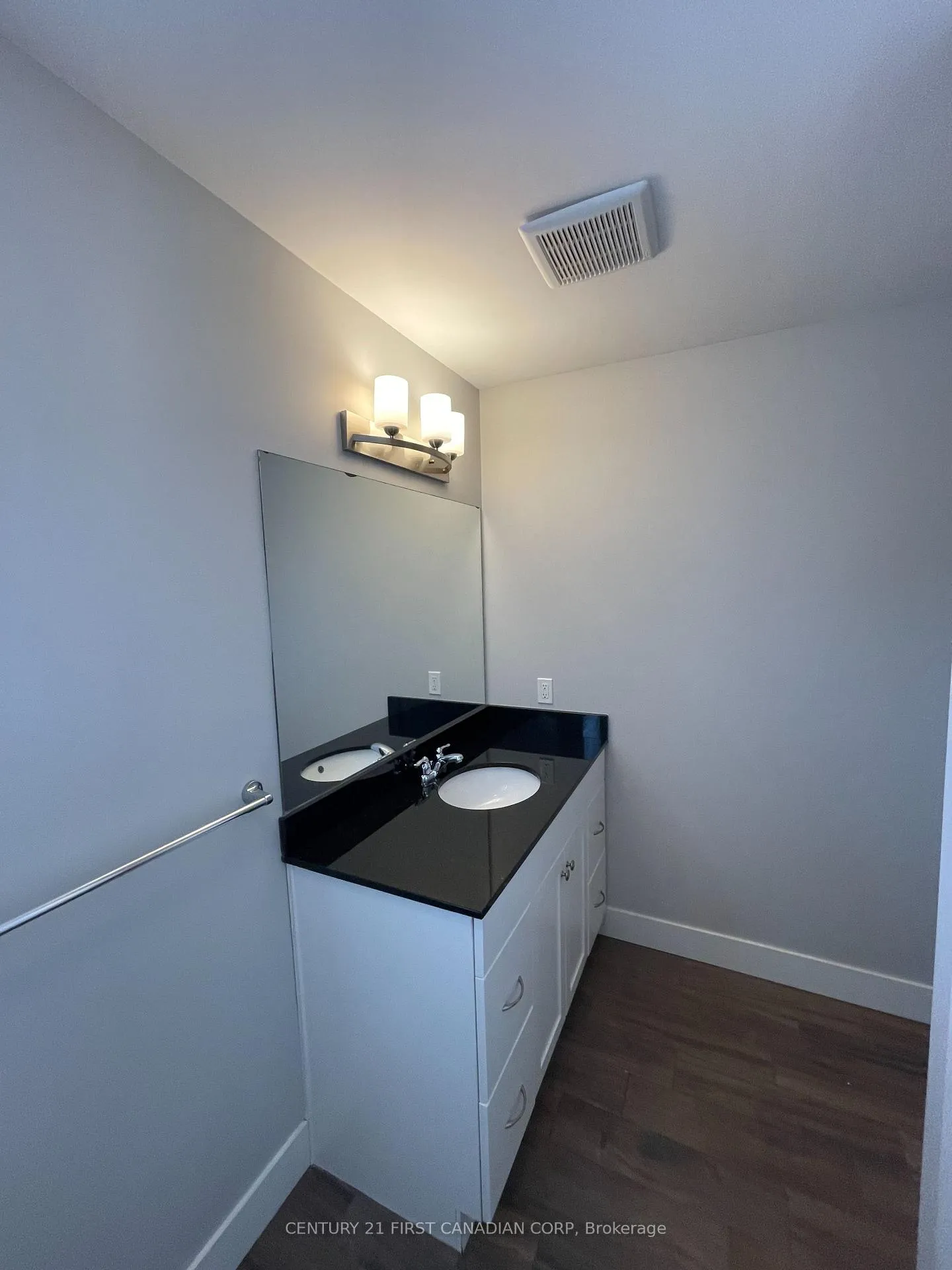 Photo 14 of 101 Middlesex Drive, Strathroy-Caradoc, NE — HOMEH