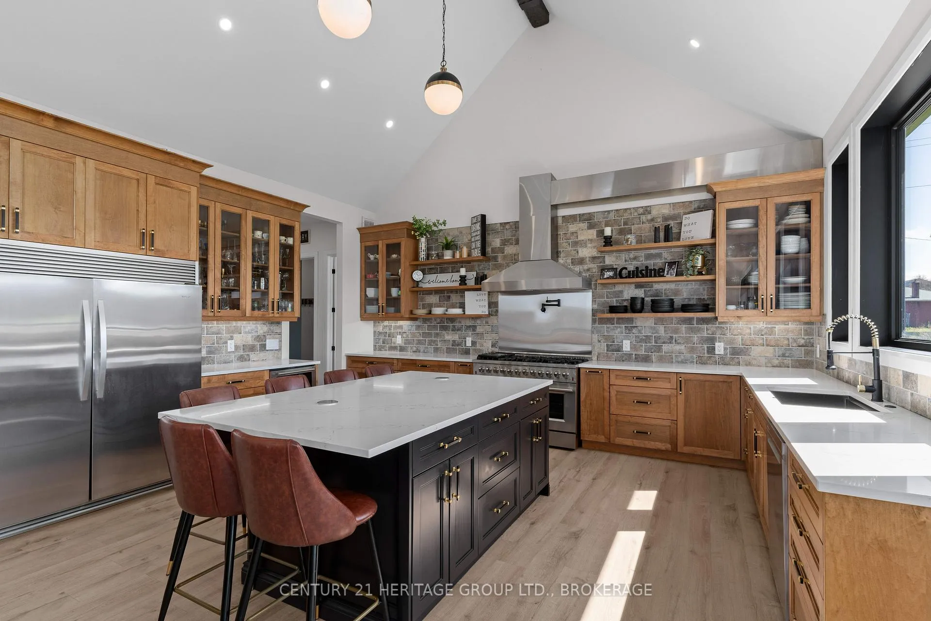 Photo 10 of 245 Mann Drive, Kingston, City North of 401 — HOMEH