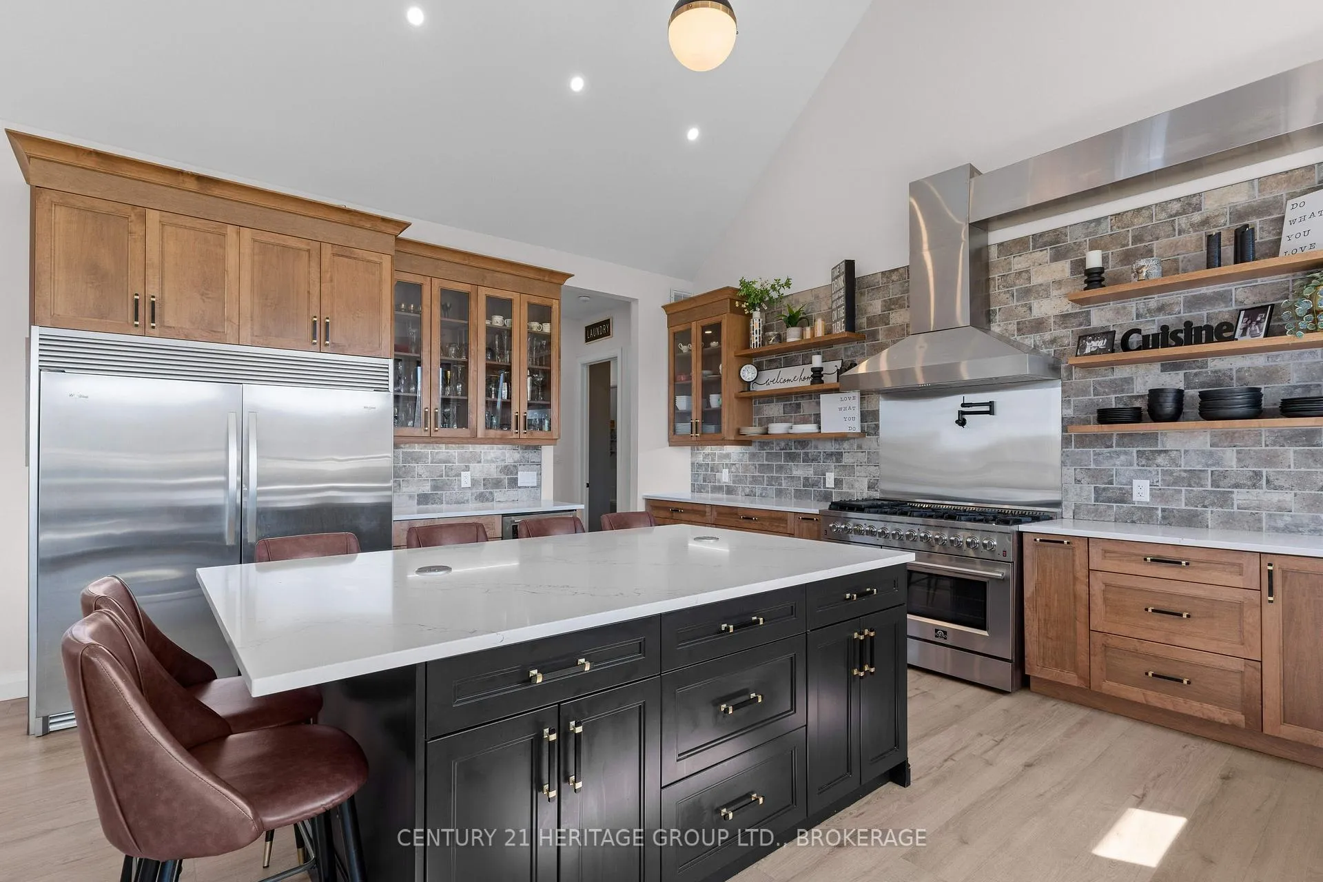 Photo 13 of 245 Mann Drive, Kingston, City North of 401 — HOMEH