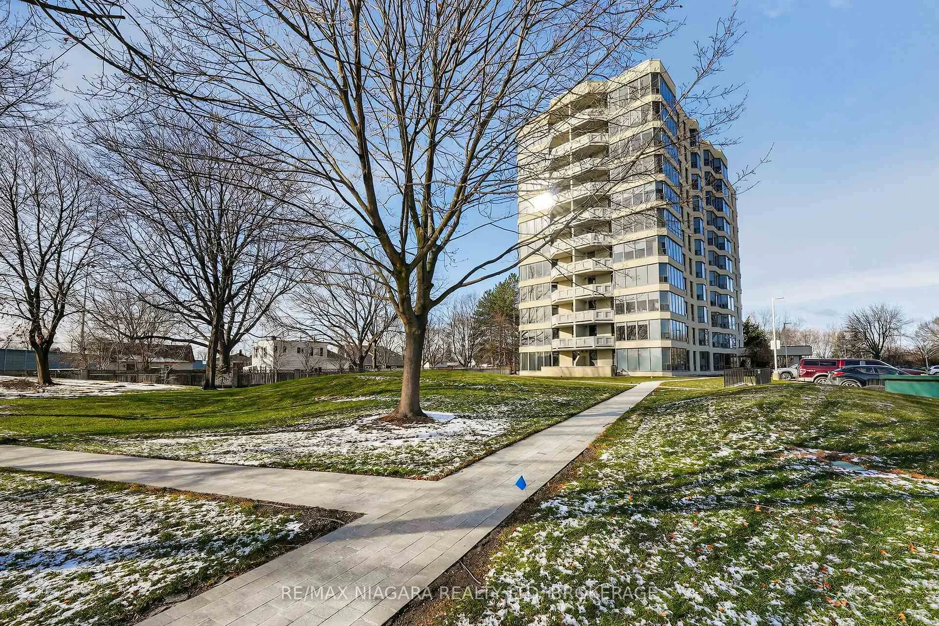 Photo 42 of Unit 1108, 81 Scott Street, St. Catharines, Lakeport — HOMEH
