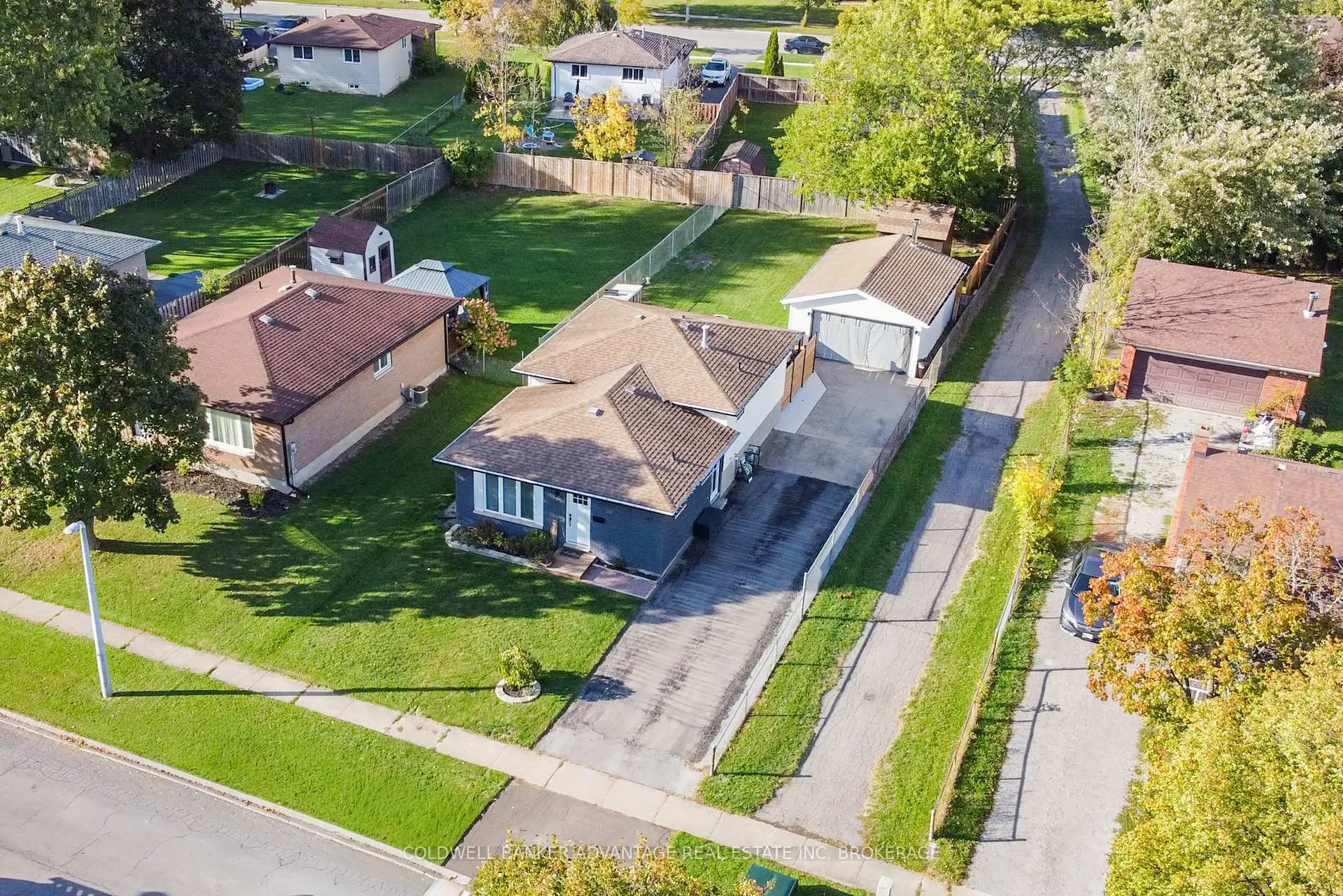 Photo 23 of 42 Newleaf Crescent, Welland, N. Welland — HOMEH
