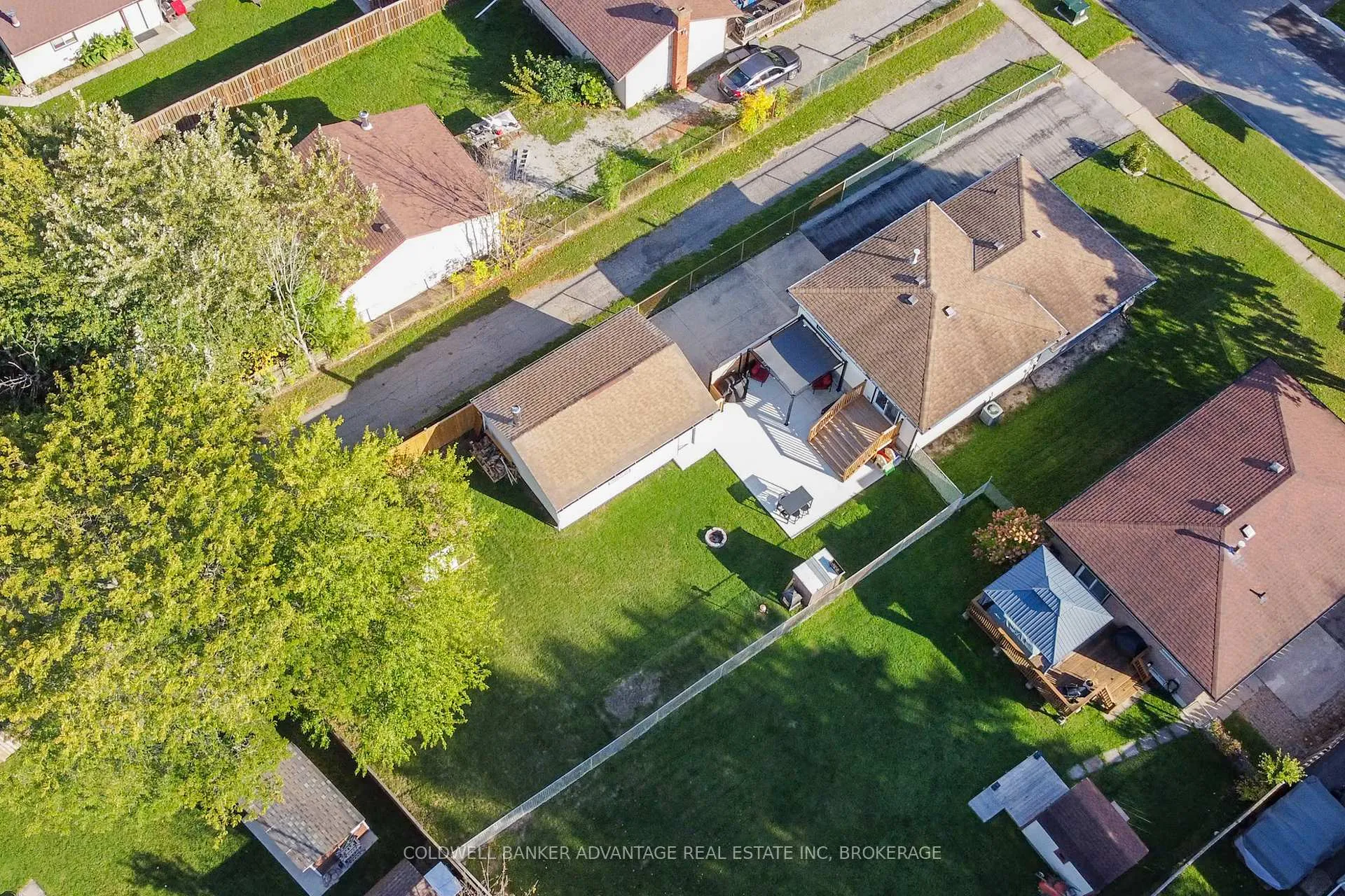 Photo 24 of 42 Newleaf Crescent, Welland, N. Welland — HOMEH