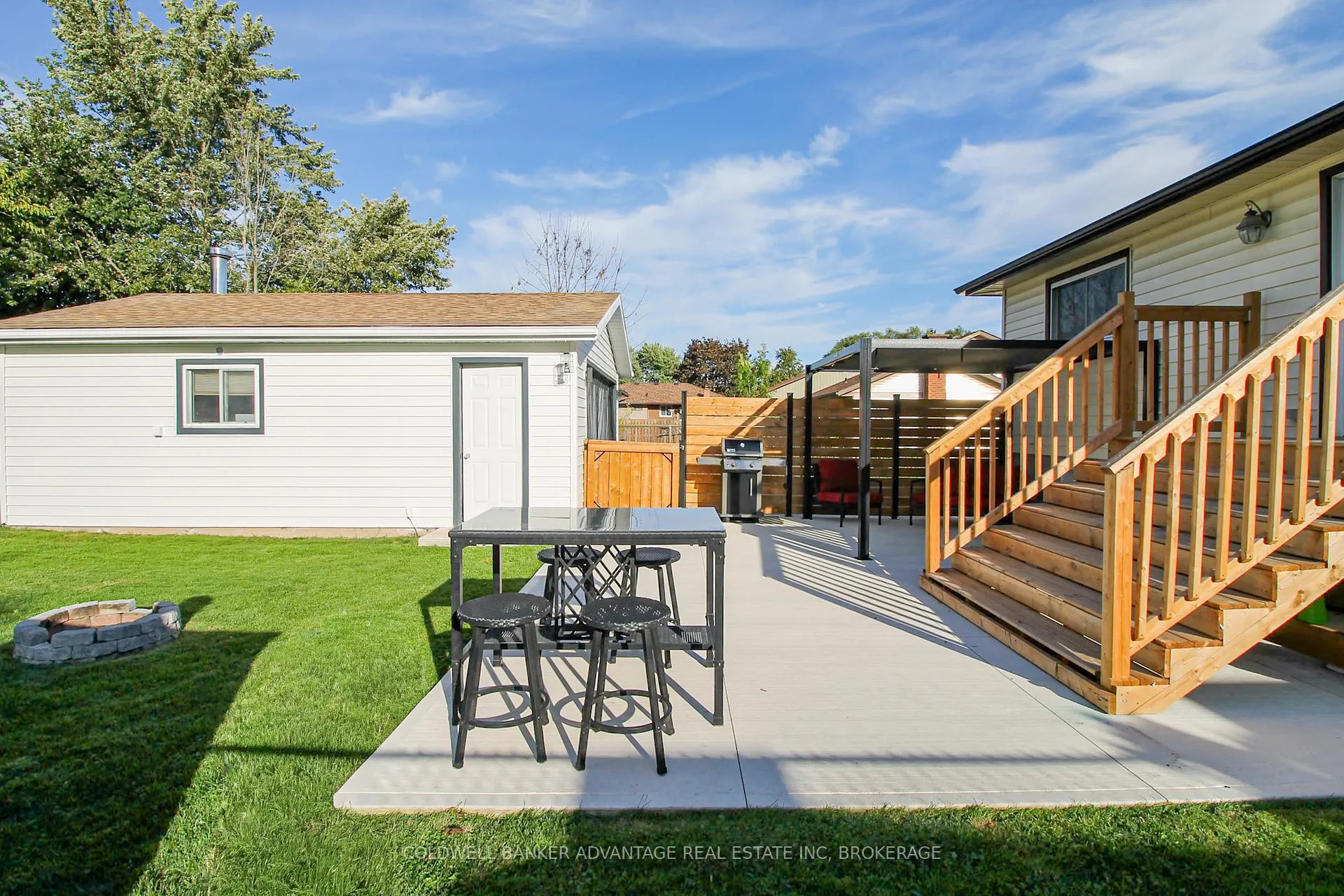 Photo 37 of 42 Newleaf Crescent, Welland, N. Welland — HOMEH