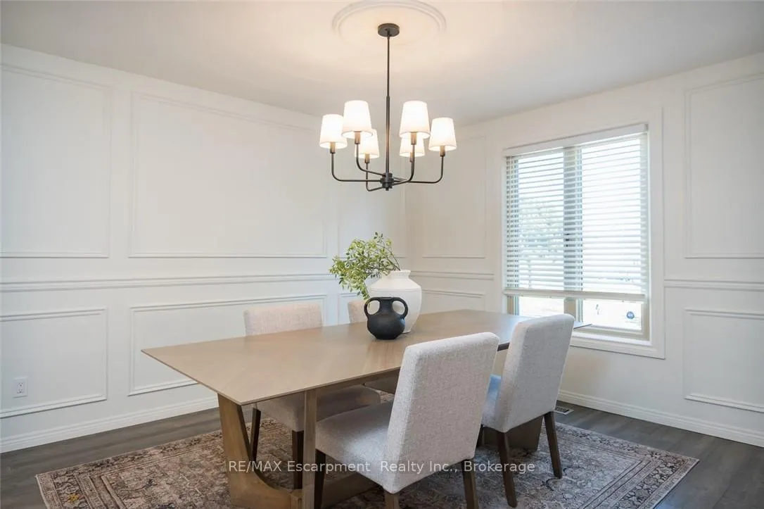 Photo 8 of 45 Amberwood Street, Hamilton, Stoney Creek Mountain — HOMEH