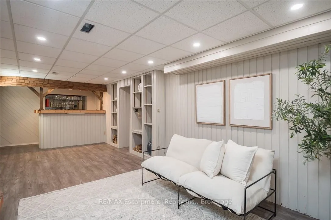Photo 29 of 45 Amberwood Street, Hamilton, Stoney Creek Mountain — HOMEH