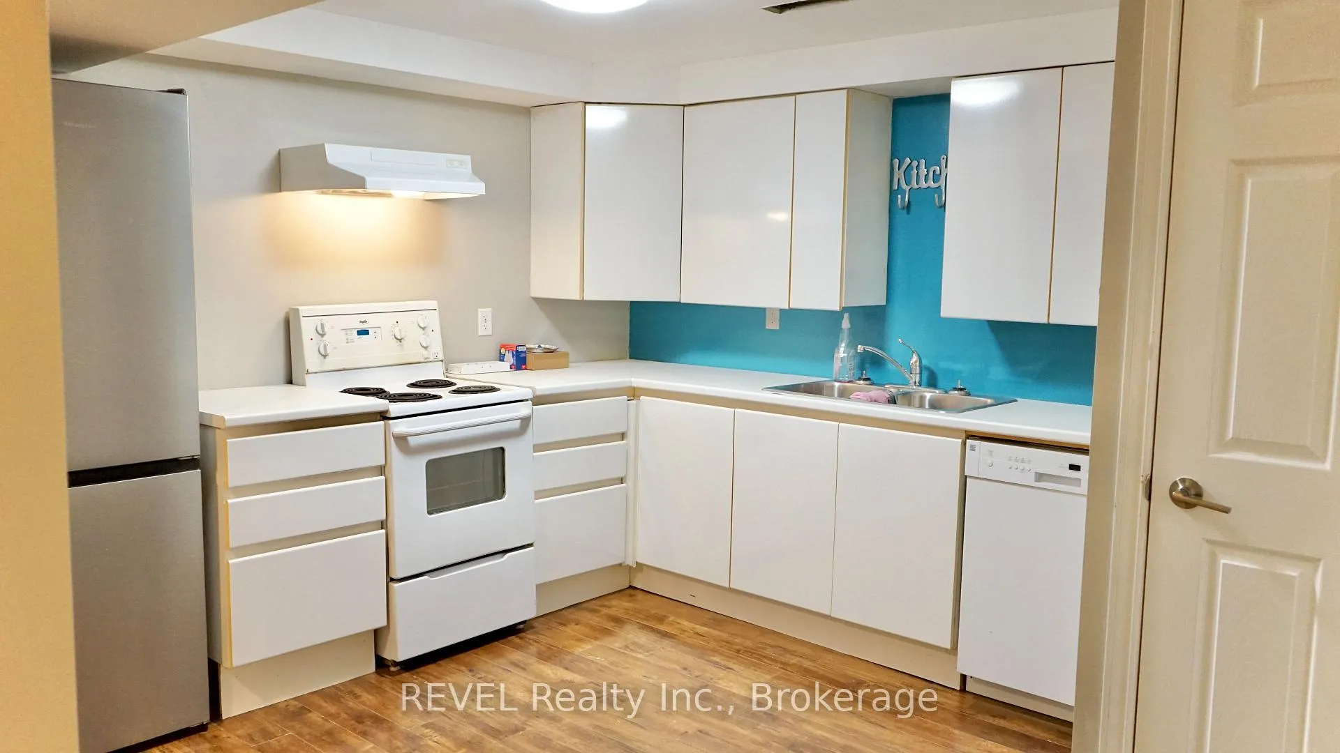 Photo 5 of Unit Lower, 26 Belton Boulevard, St. Catharines, Glendale/Glenridge — HOMEH