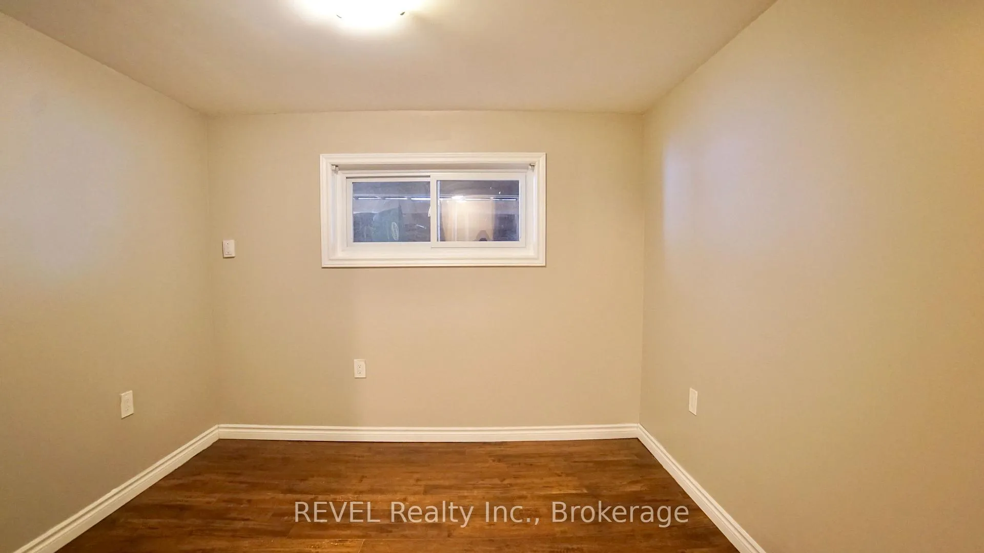 Photo 6 of Unit Lower, 26 Belton Boulevard, St. Catharines, Glendale/Glenridge — HOMEH