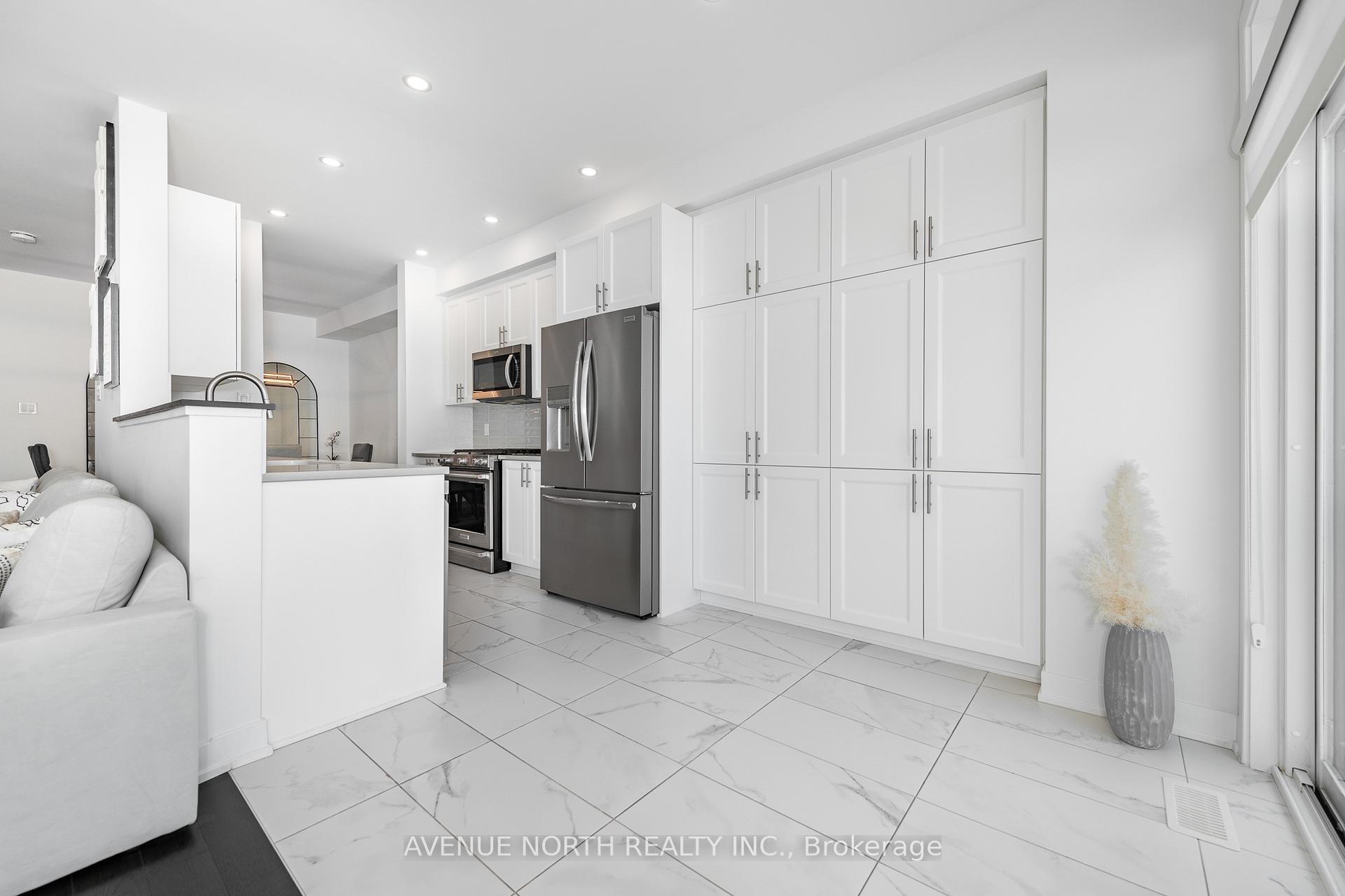 Photo 14 of 437 Fernside Street, Ottawa, Leitrim — HOMEH