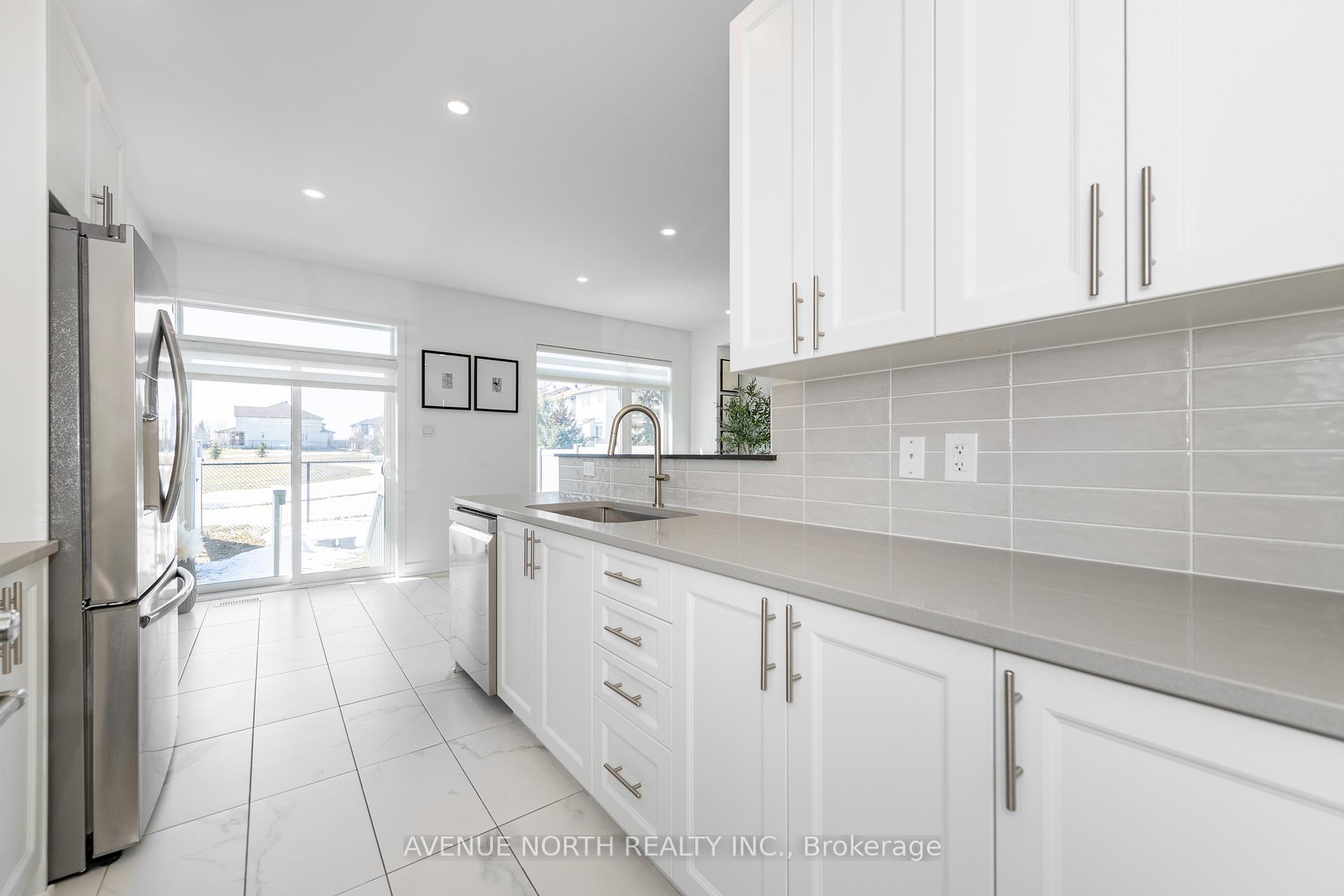 Photo 17 of 437 Fernside Street, Ottawa, Leitrim — HOMEH