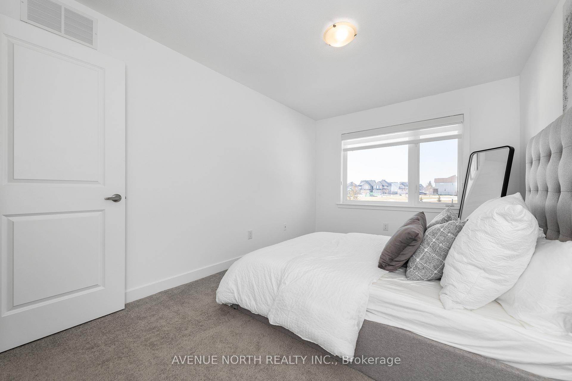Photo 31 of 437 Fernside Street, Ottawa, Leitrim — HOMEH