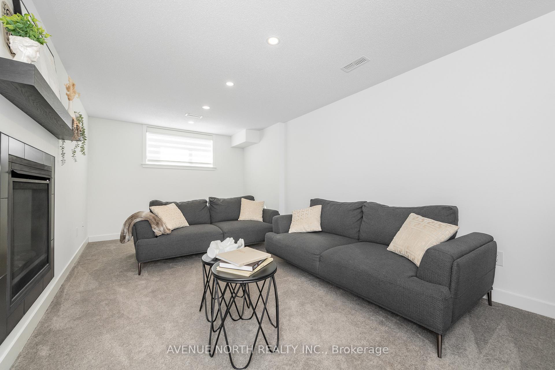 Photo 35 of 437 Fernside Street, Ottawa, Leitrim — HOMEH