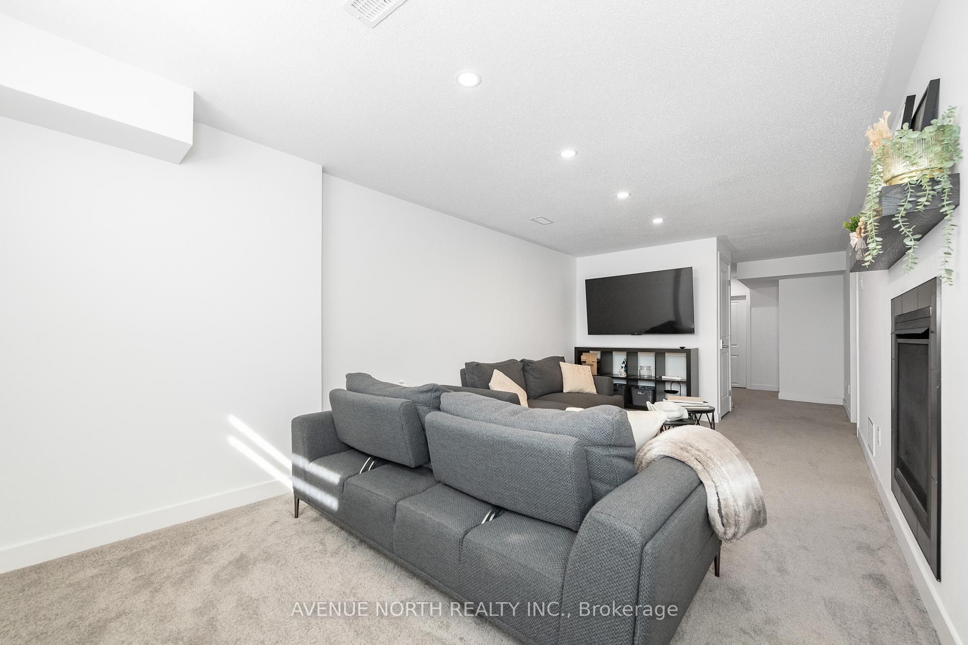 Photo 36 of 437 Fernside Street, Ottawa, Leitrim — HOMEH