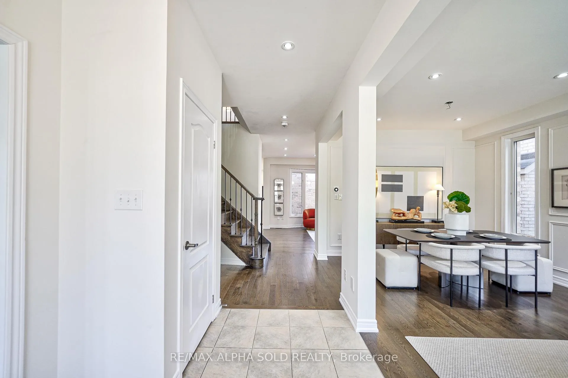 Photo 4 of 5 Bloom Street, Markham, Cornell — HOMEH