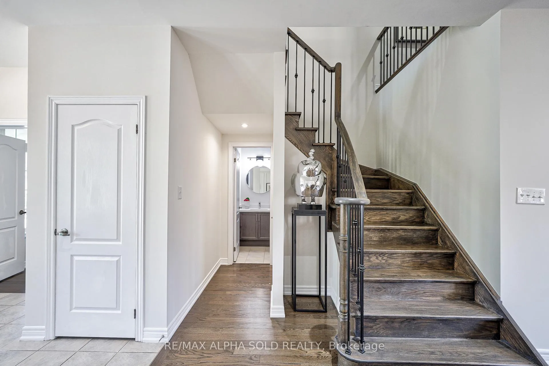 Photo 7 of 5 Bloom Street, Markham, Cornell — HOMEH