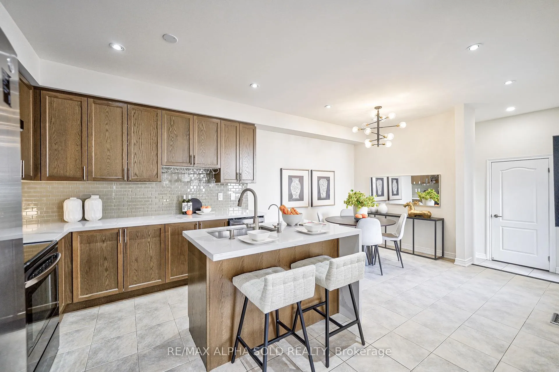 Photo 15 of 5 Bloom Street, Markham, Cornell — HOMEH