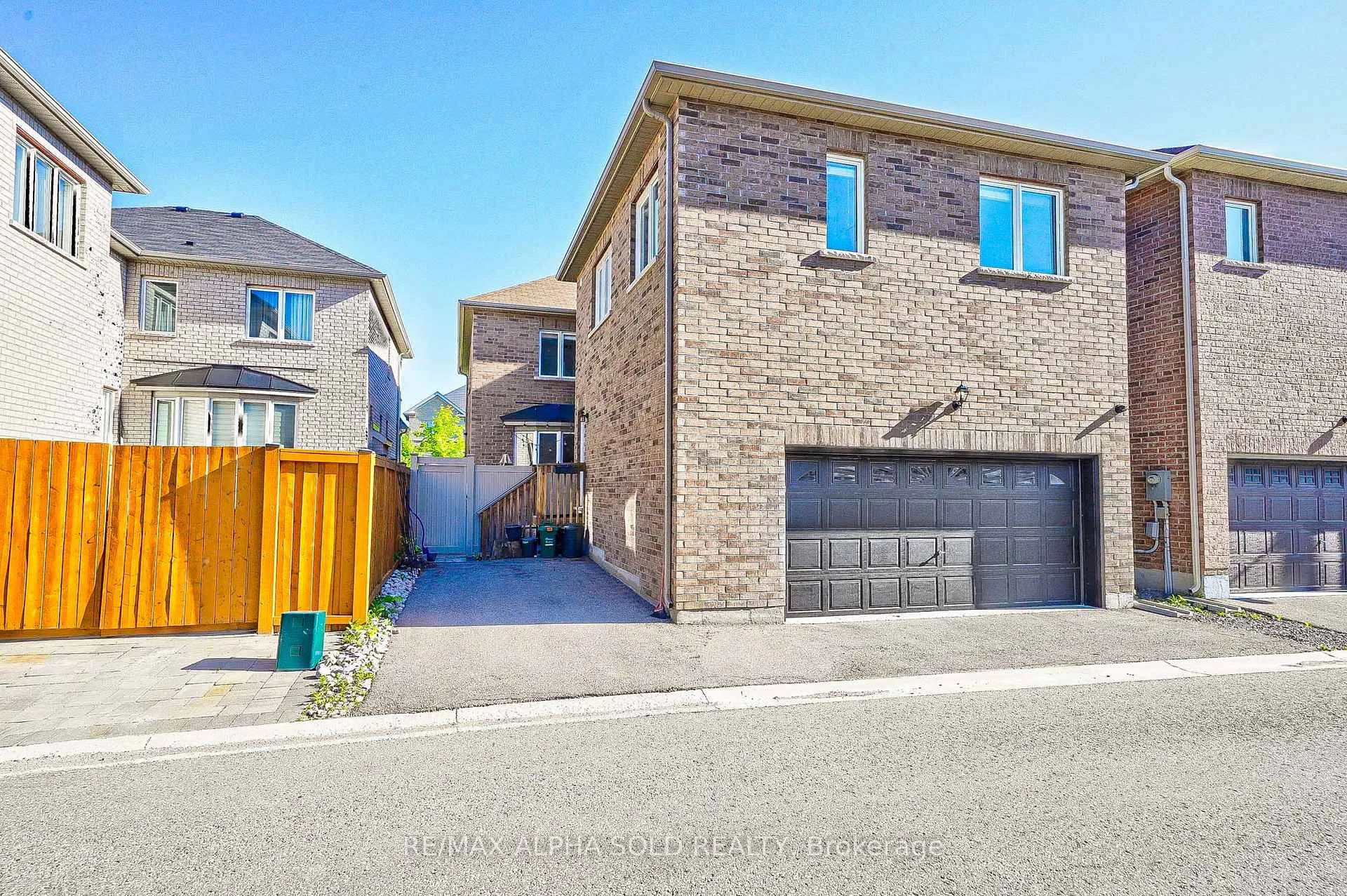 Photo 49 of 5 Bloom Street, Markham, Cornell — HOMEH