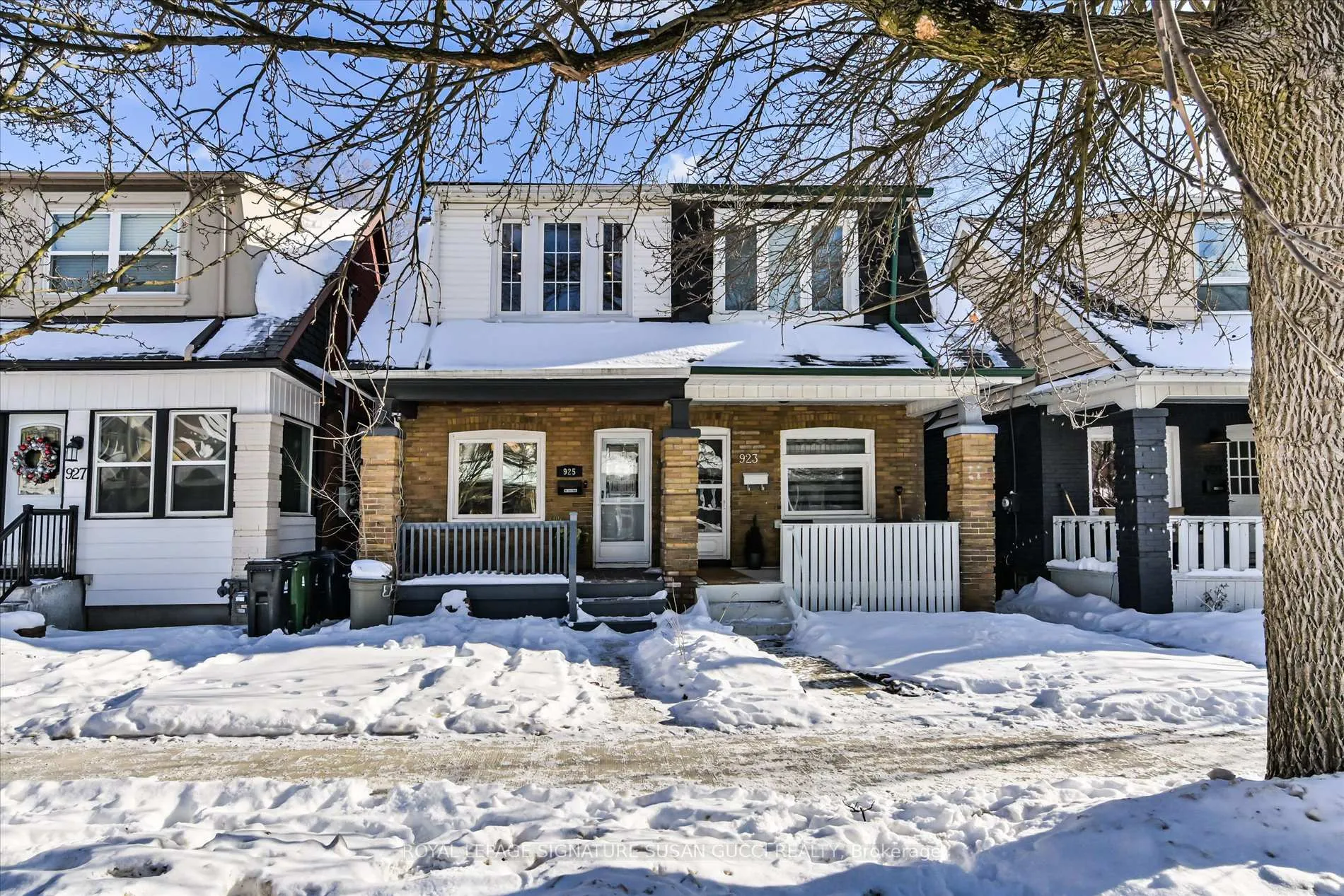 Front of 925 Greenwood Avenue