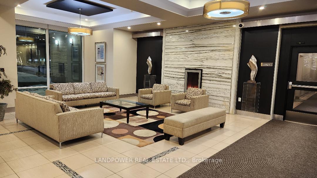 Photo 5 of Unit 718, 55 South Town Centre Boulevard, Markham, Unionville — HOMEH