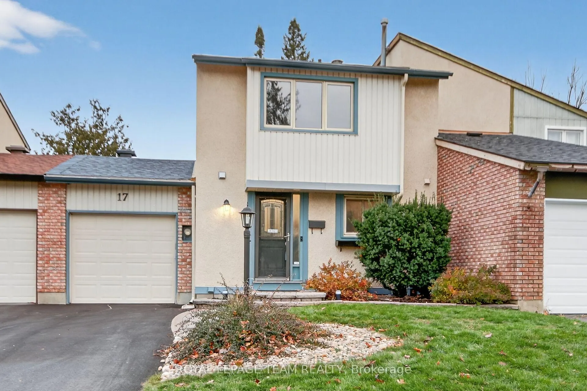 Photo 1 of 17 Providence Place, Ottawa, Barrhaven - Pheasant Run — HOMEH