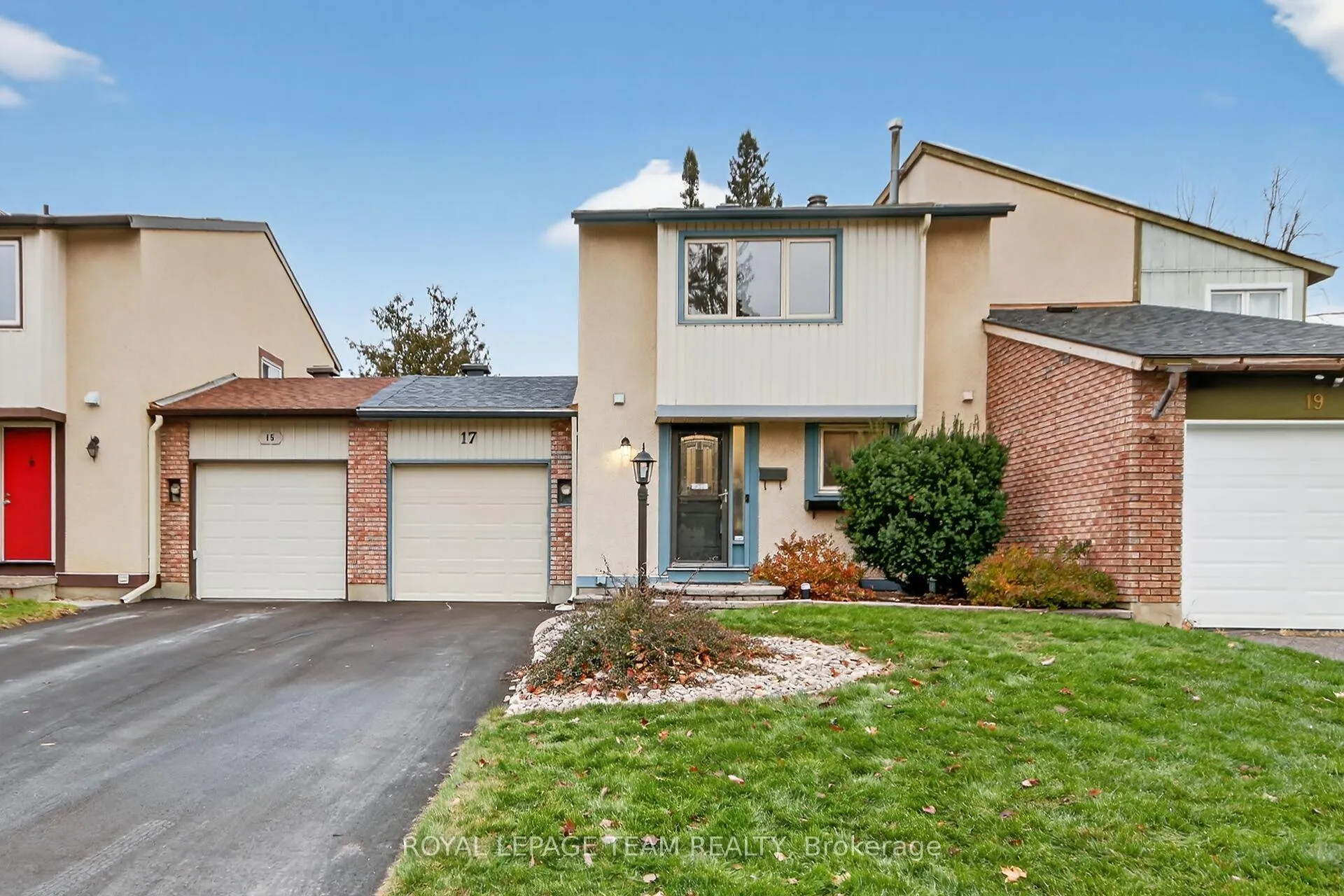 Photo 2 of 17 Providence Place, Ottawa, Barrhaven - Pheasant Run — HOMEH