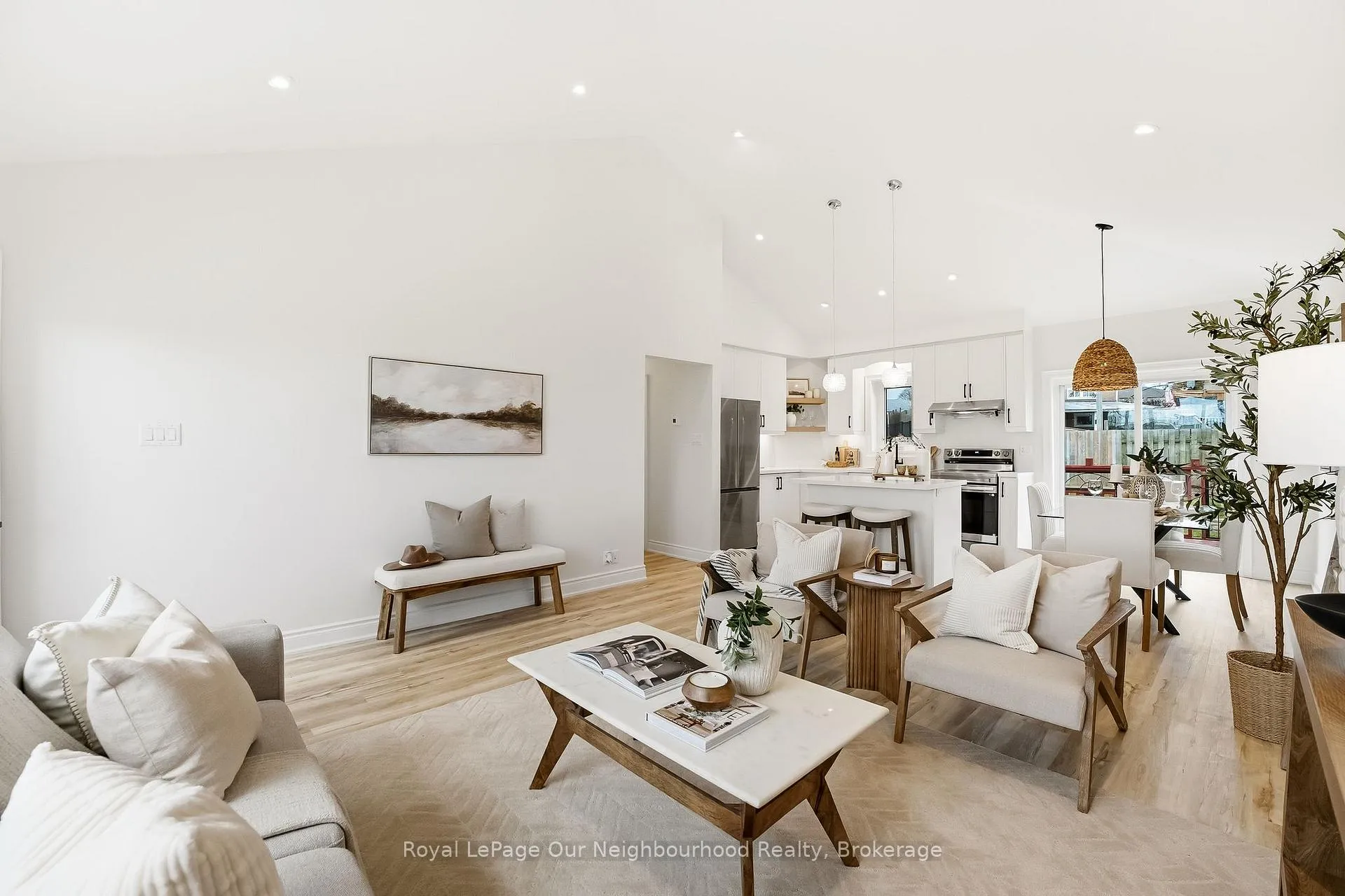 Photo 10 of 1346 Scugog Avenue, Oshawa, Lakeview — HOMEH