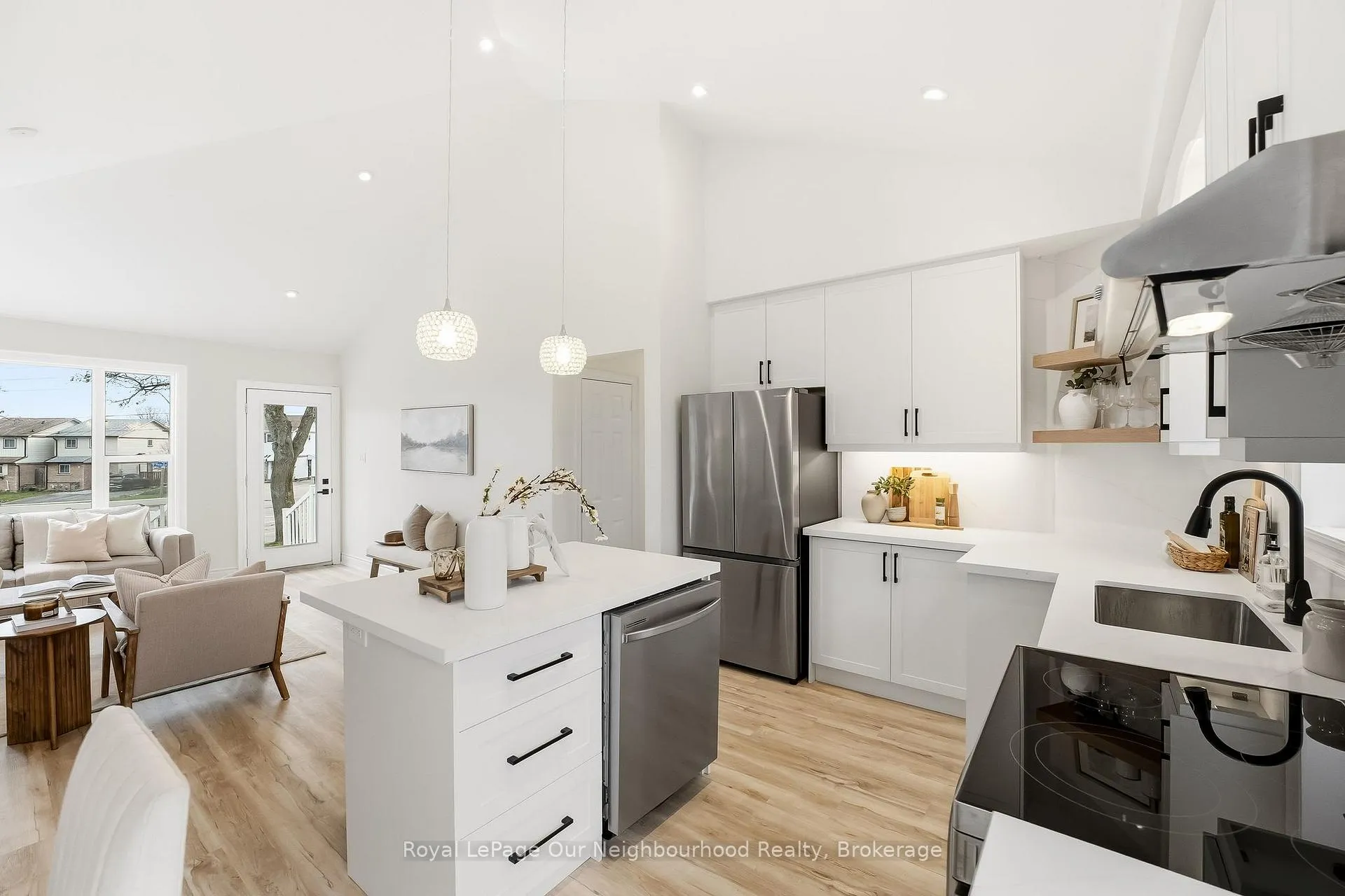 Photo 14 of 1346 Scugog Avenue, Oshawa, Lakeview — HOMEH