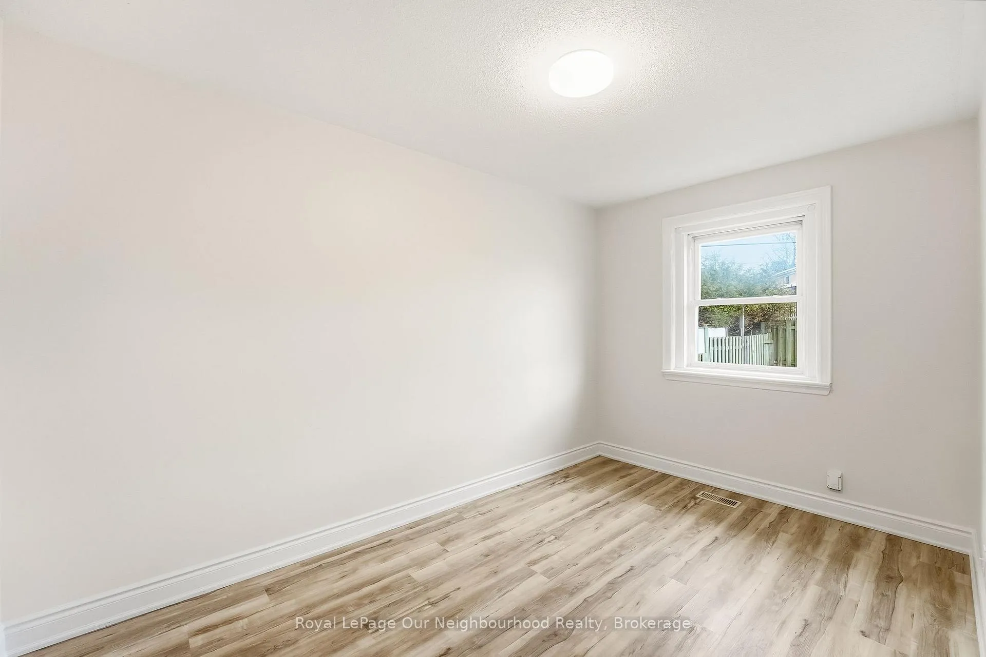 Photo 23 of 1346 Scugog Avenue, Oshawa, Lakeview — HOMEH