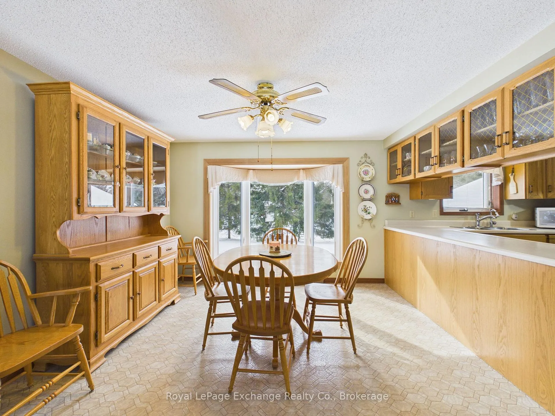 Photo 5 of 323 Tyendinaga Road, Huron-Kinloss — HOMEH