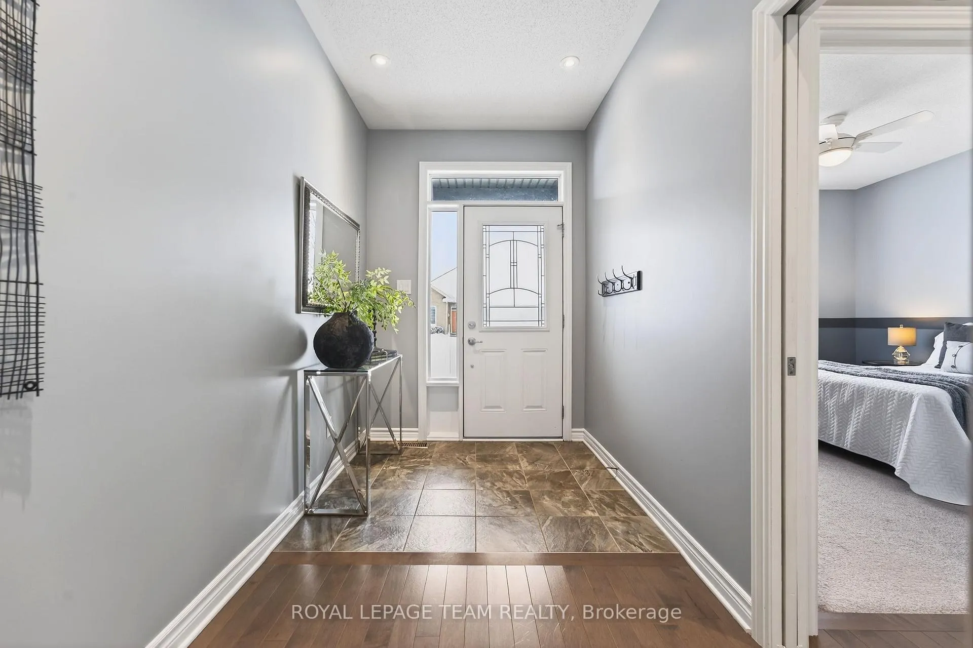Photo 4 of 834 Rockson Crescent, Ottawa, Stittsville (South) — HOMEH