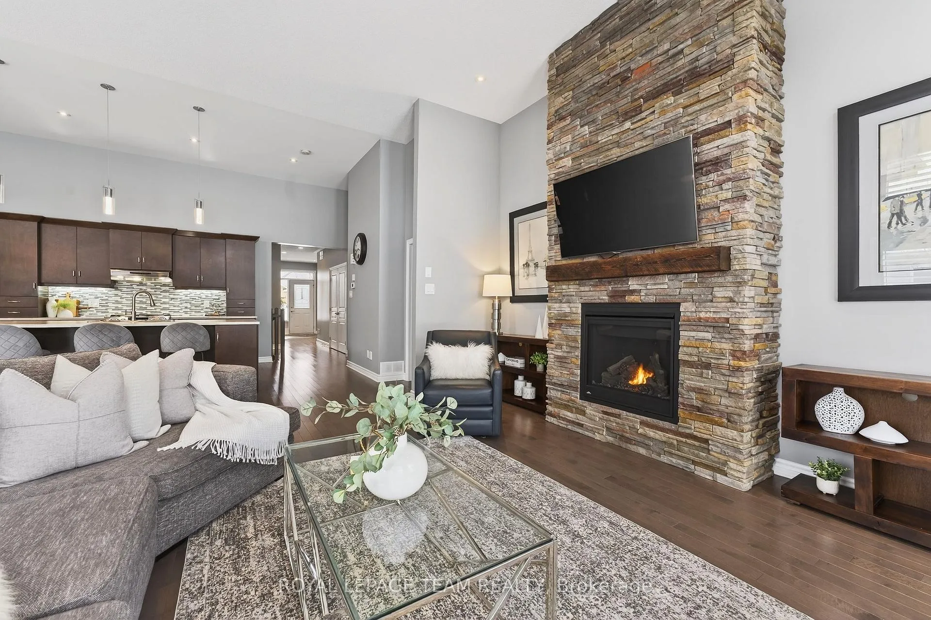 Photo 14 of 834 Rockson Crescent, Ottawa, Stittsville (South) — HOMEH