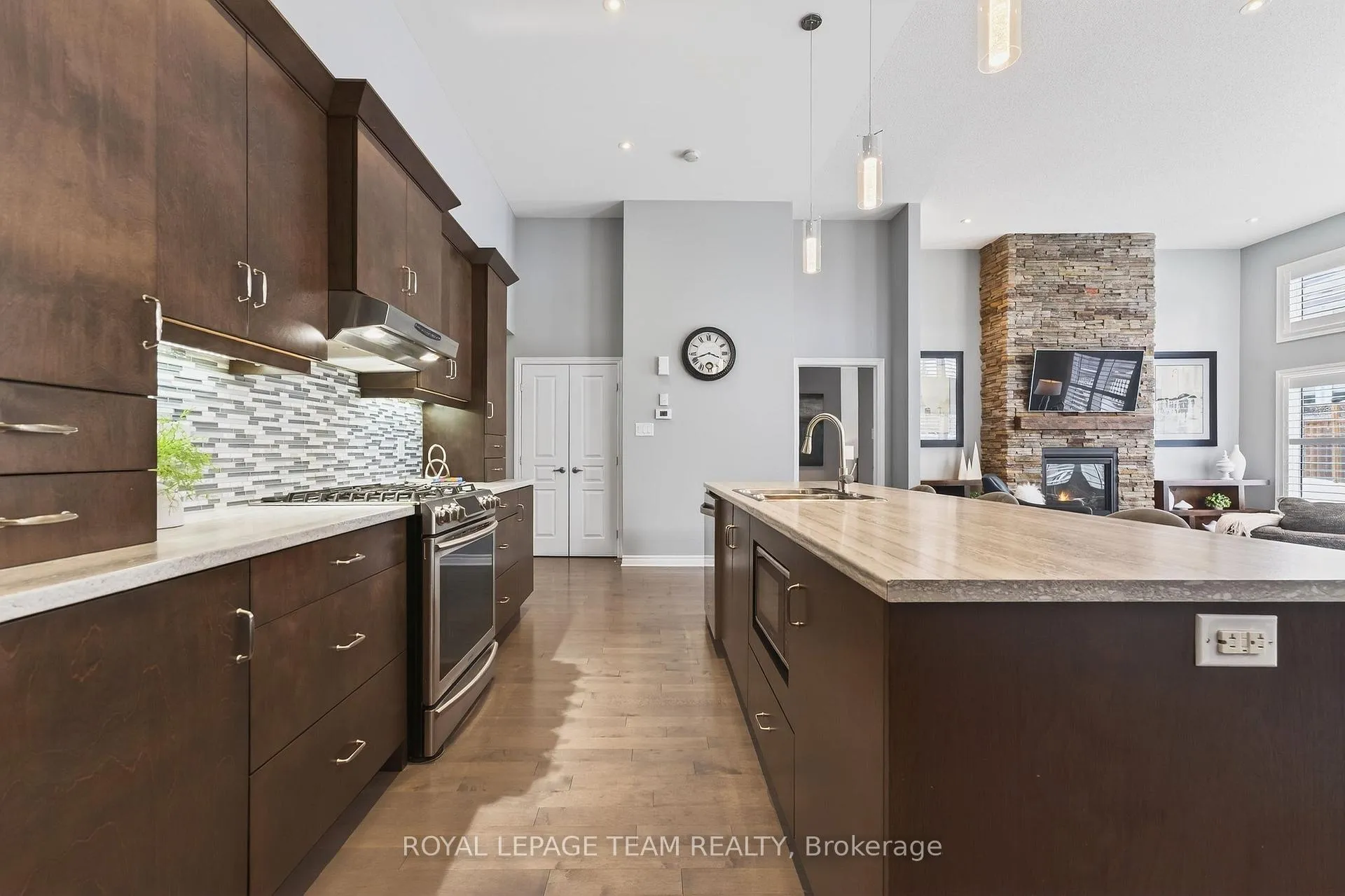Photo 18 of 834 Rockson Crescent, Ottawa, Stittsville (South) — HOMEH
