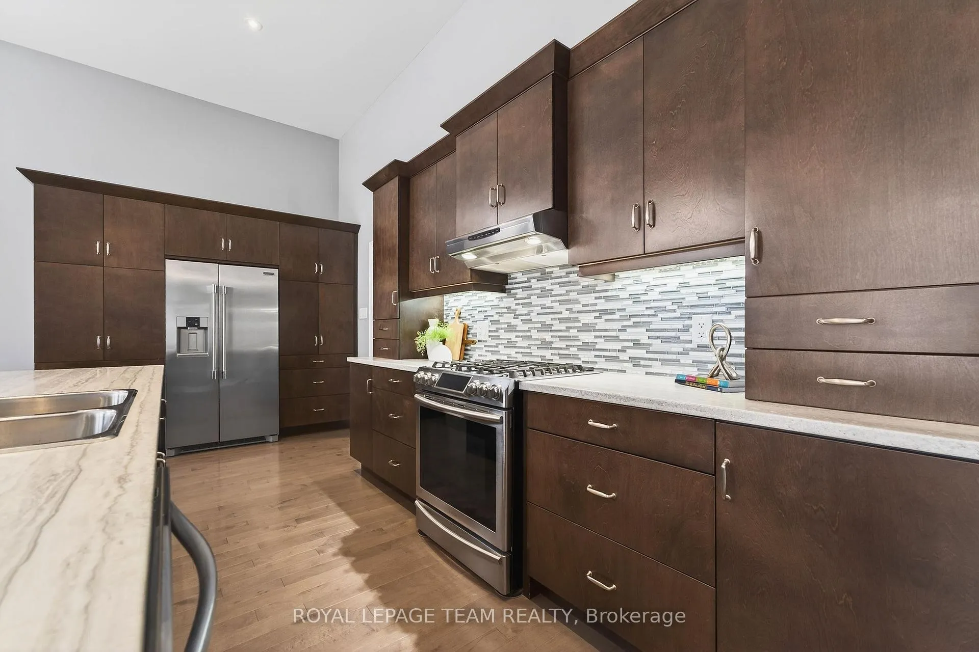 Photo 20 of 834 Rockson Crescent, Ottawa, Stittsville (South) — HOMEH