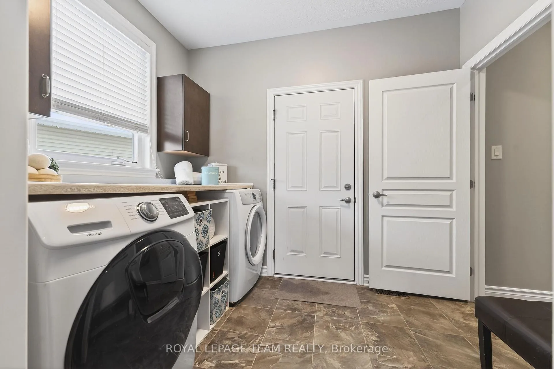 Photo 26 of 834 Rockson Crescent, Ottawa, Stittsville (South) — HOMEH
