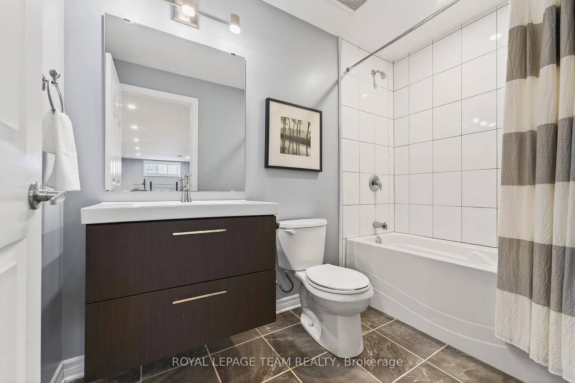 Photo 41 of 834 Rockson Crescent, Ottawa, Stittsville (South) — HOMEH