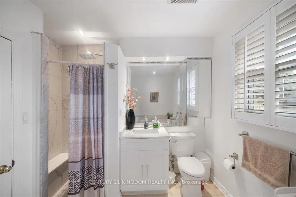 Photo 25 of 9 Durrington Crescent, Scarborough, Bendale — HOMEH