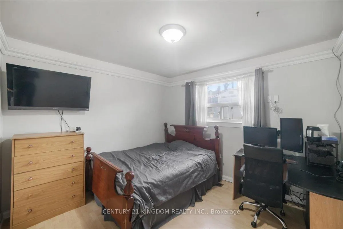 Photo 28 of 9 Durrington Crescent, Scarborough, Bendale — HOMEH