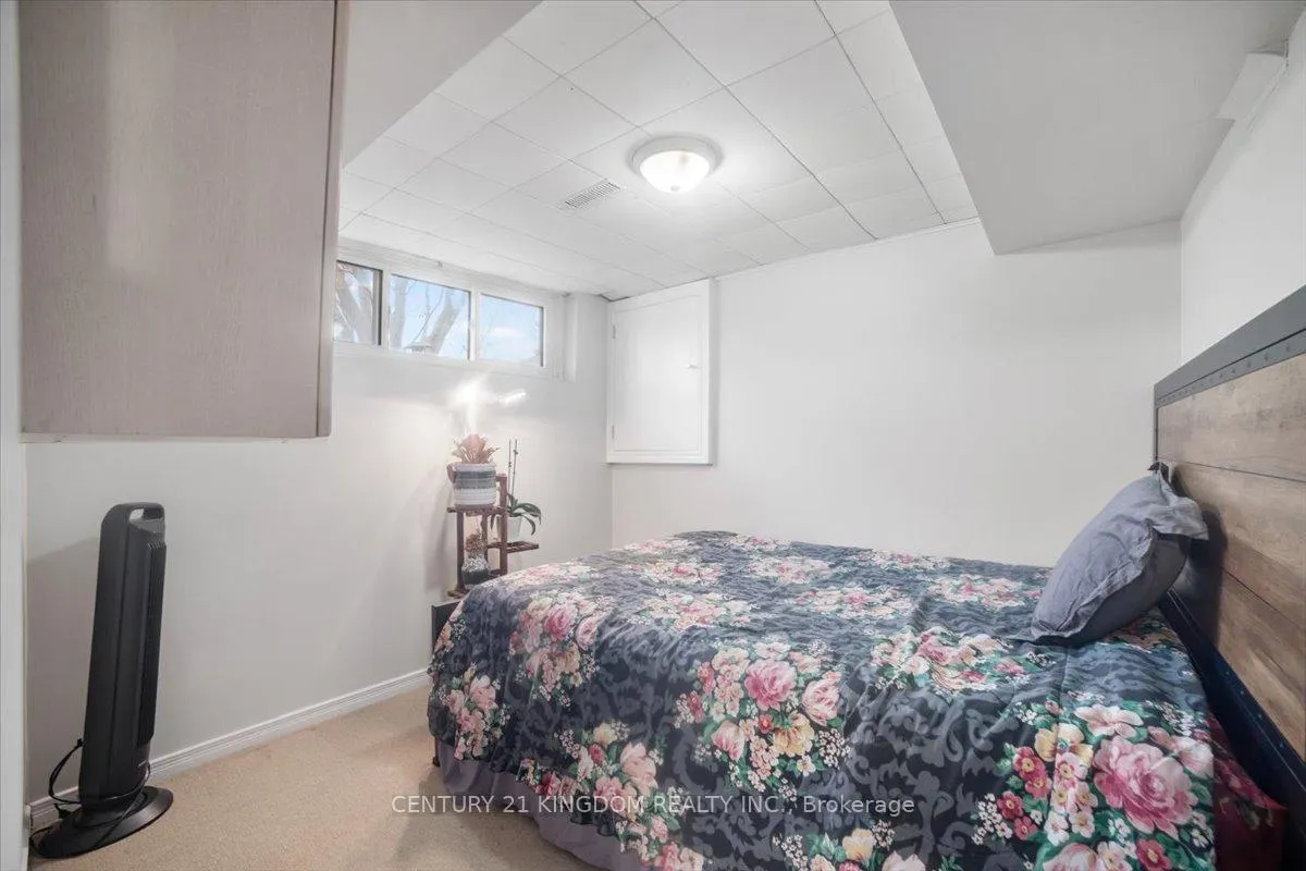 Photo 35 of 9 Durrington Crescent, Scarborough, Bendale — HOMEH